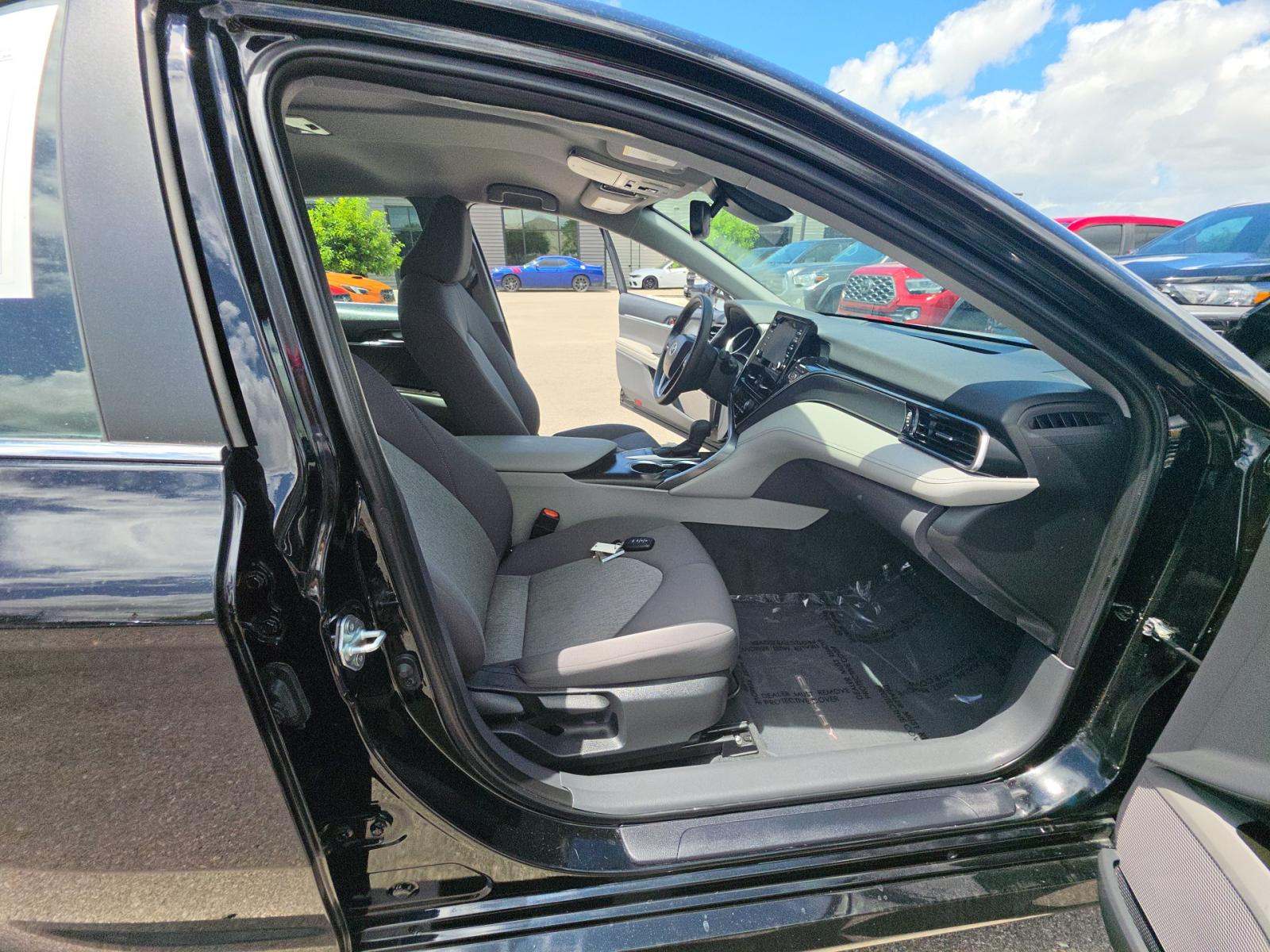 2023 Toyota Camry LE FWD