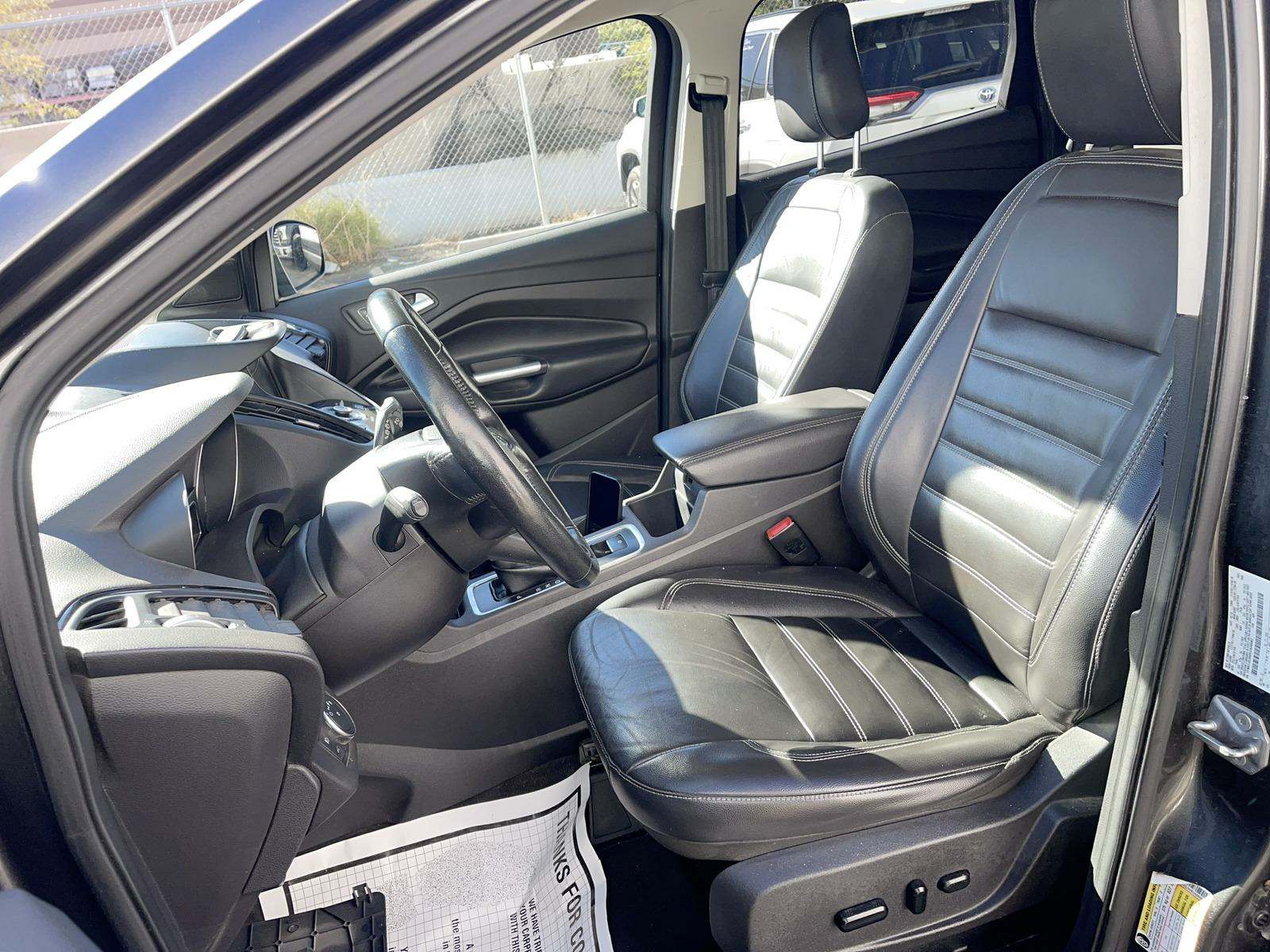 2019 Ford Escape Titanium FWD