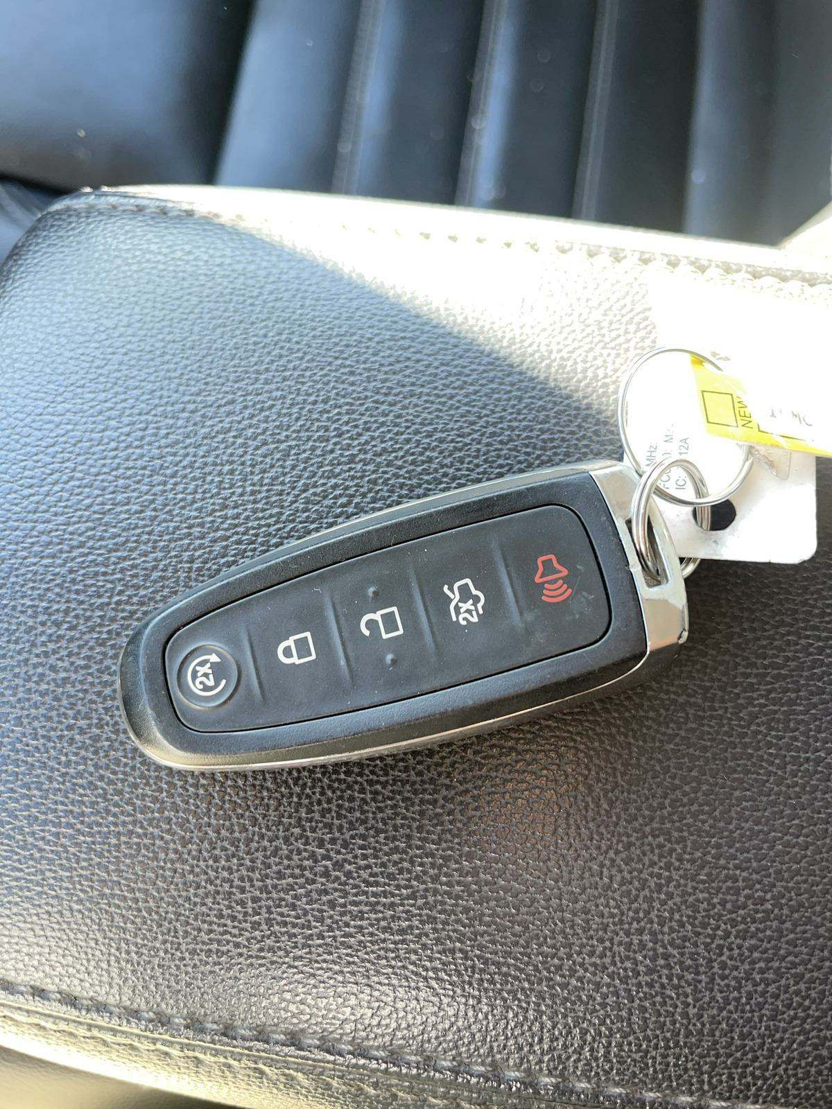 2019 Ford Escape Titanium FWD