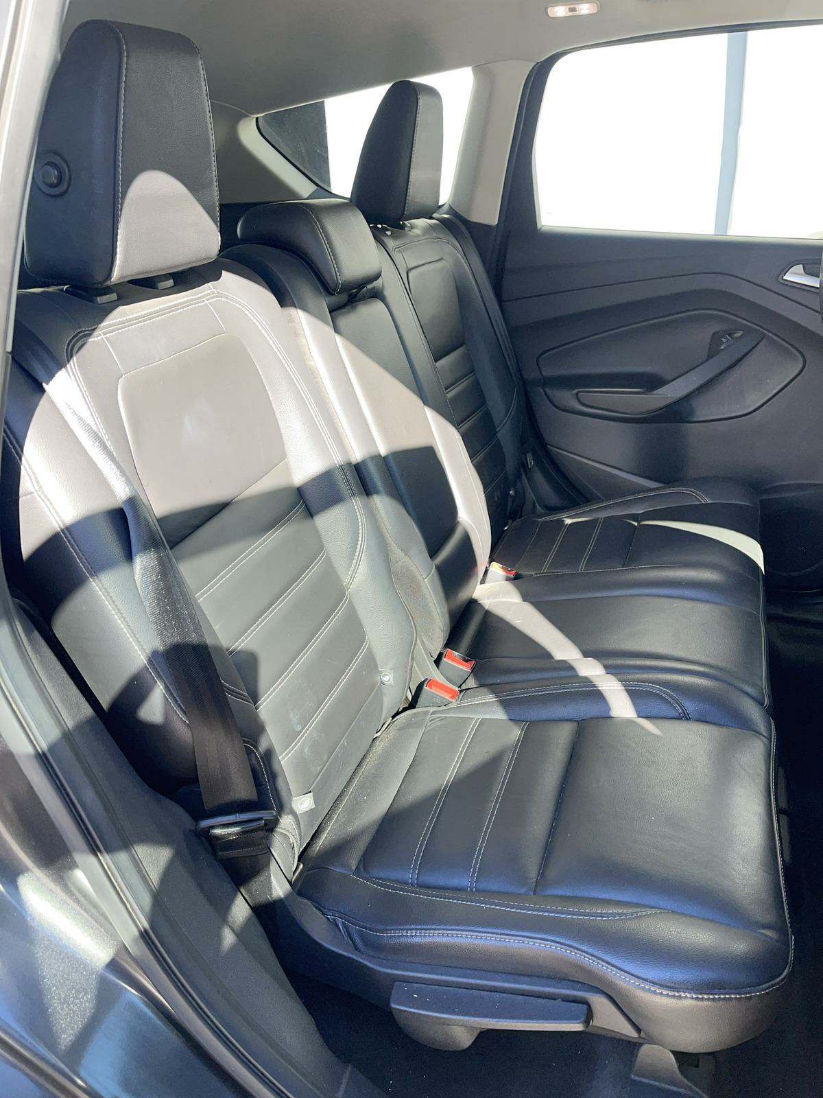 2019 Ford Escape Titanium FWD