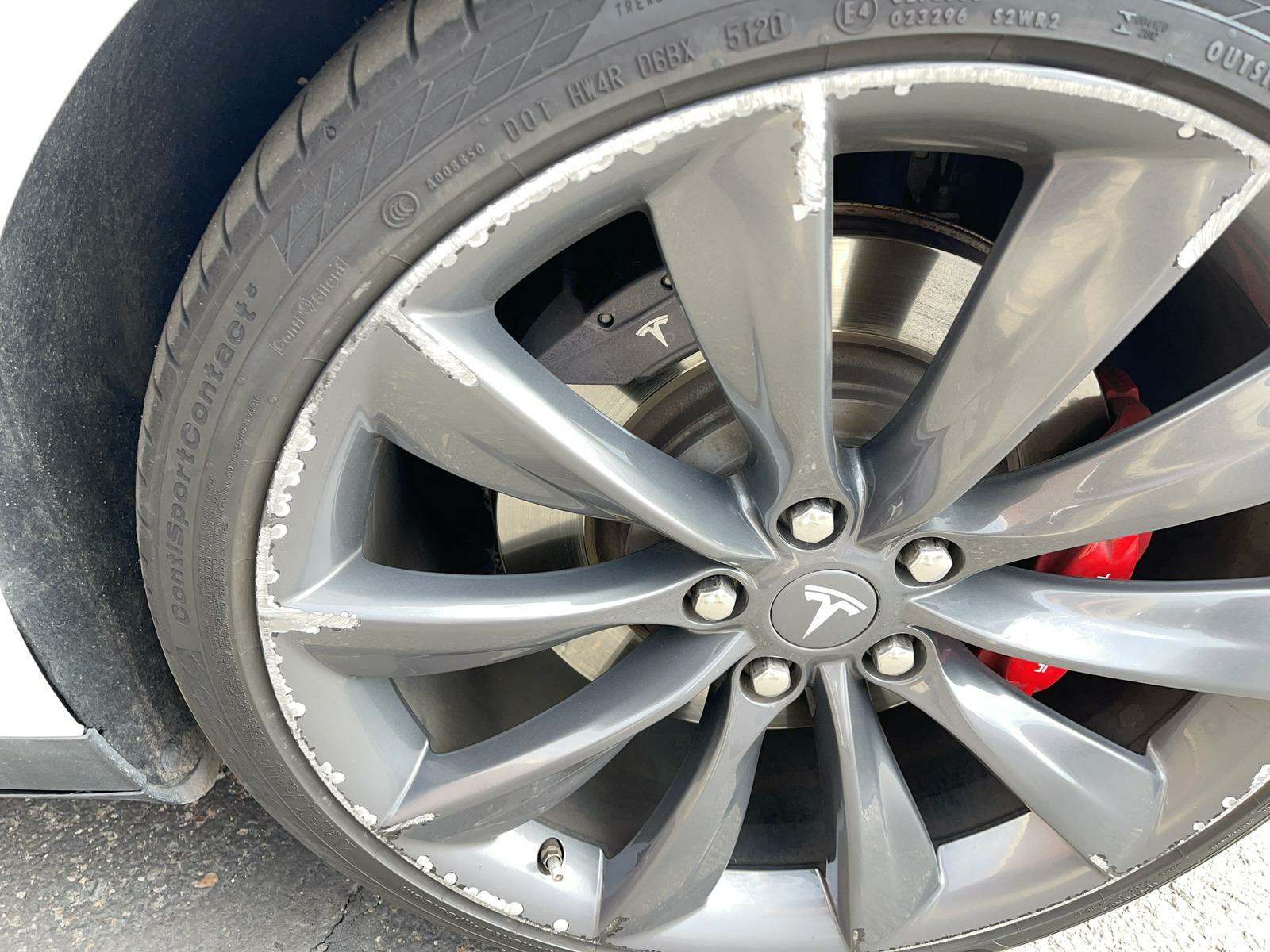 2015 Tesla Model S P85D AWD