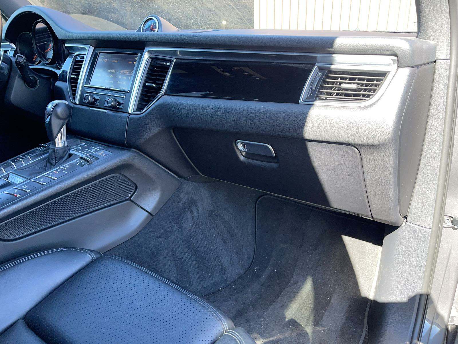 2015 Porsche Macan S AWD