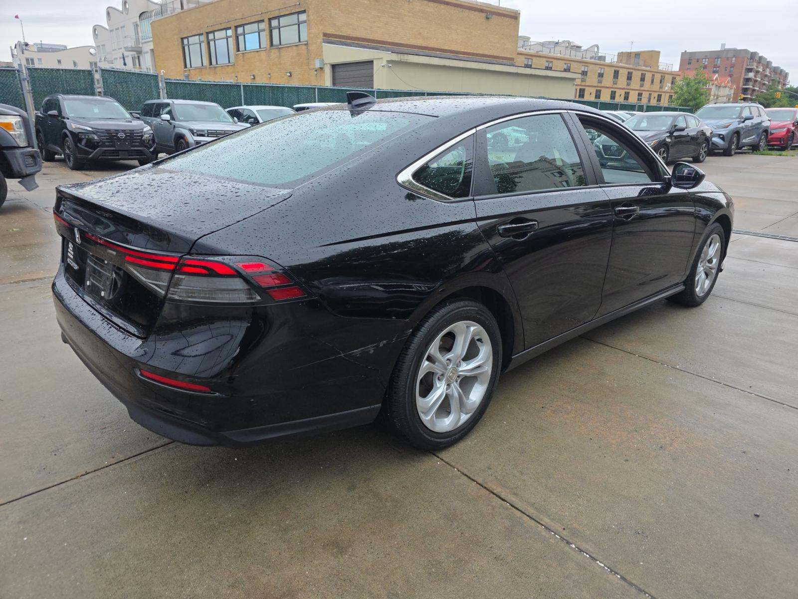 2023 Honda Accord LX FWD