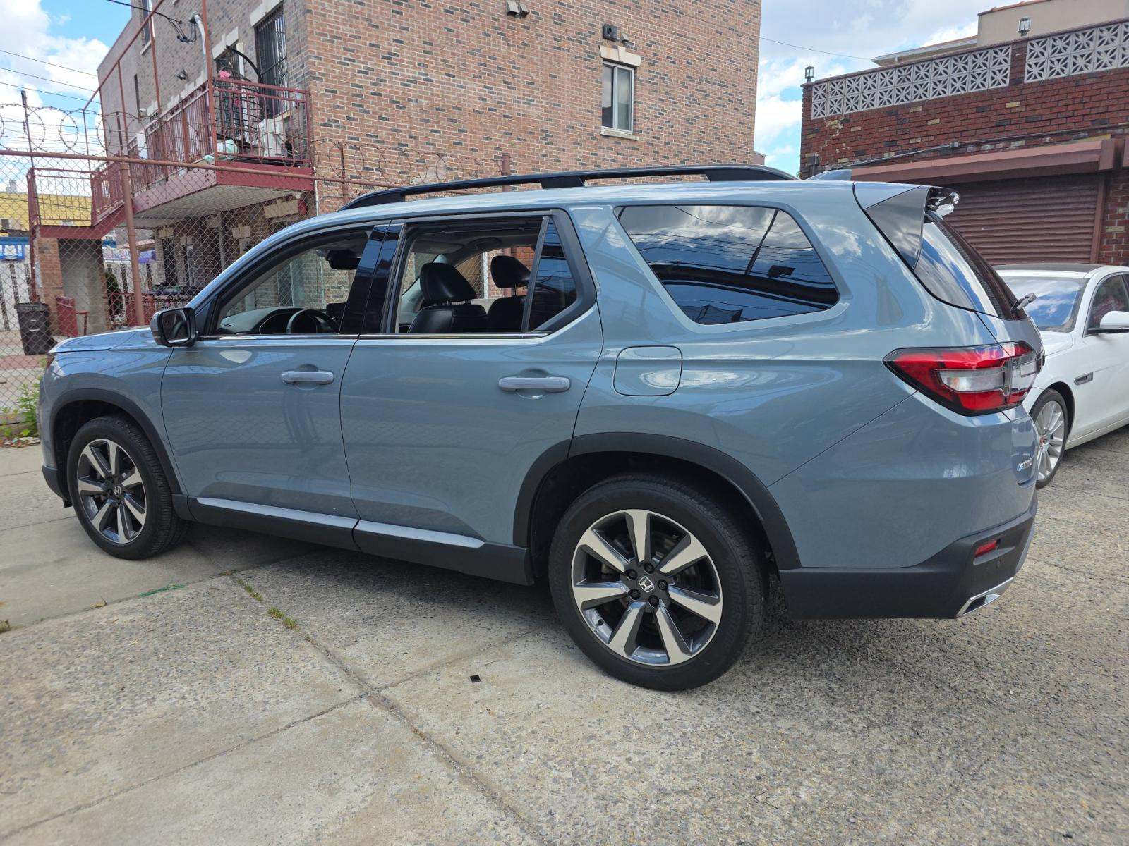 2024 Honda Pilot Elite AWD