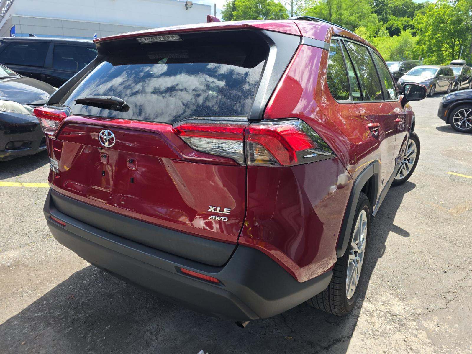 2019 Toyota RAV4 XLE Premium AWD