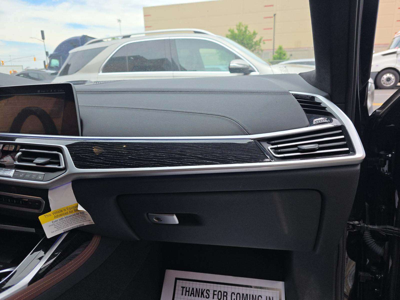 2022 BMW X7 xDrive40i AWD