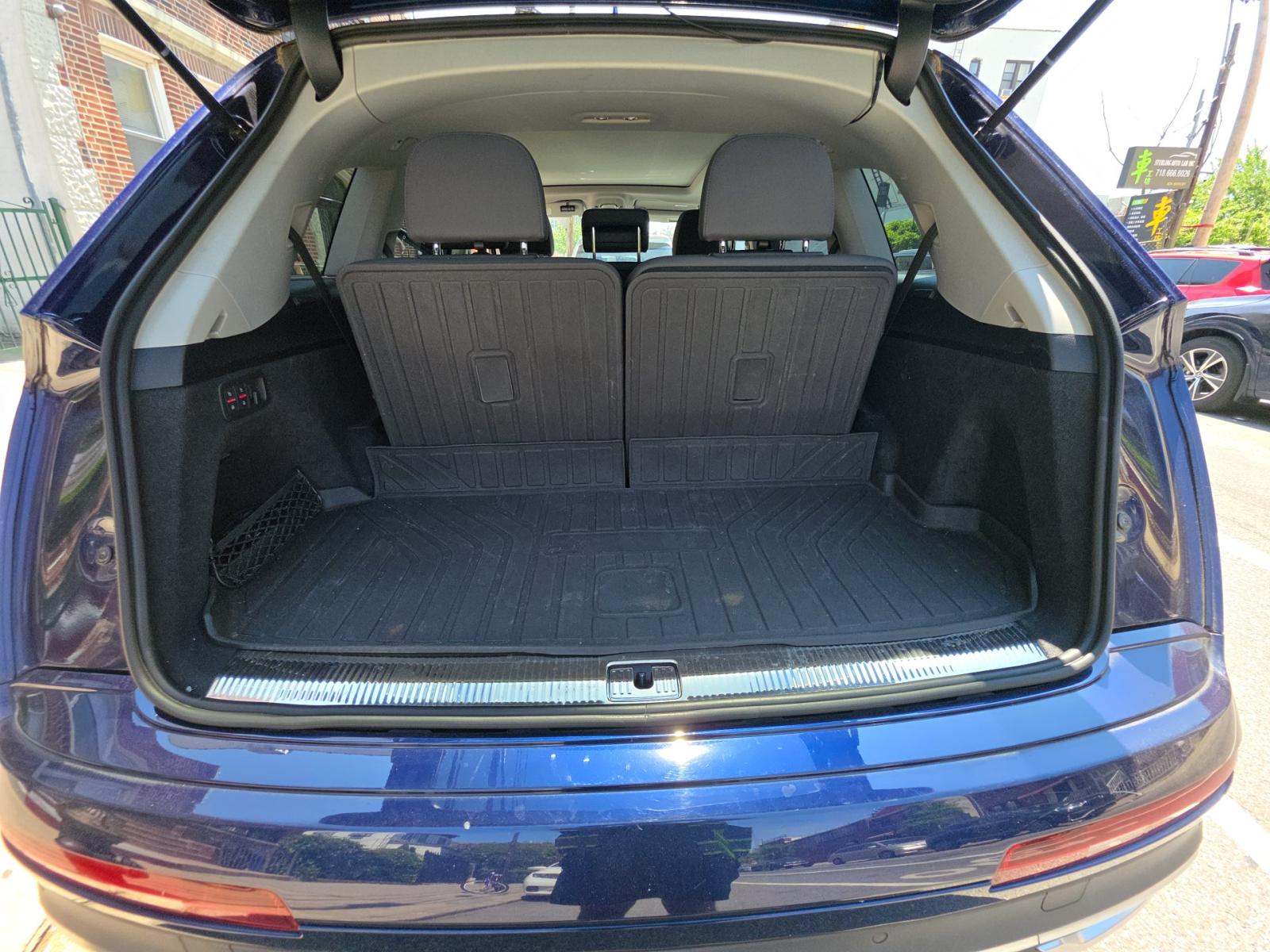 2022 Audi Q7 Premium AWD