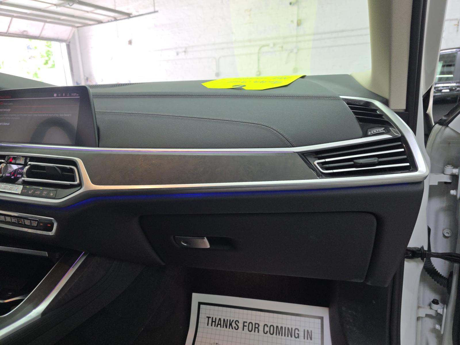 2022 BMW X7 xDrive40i AWD