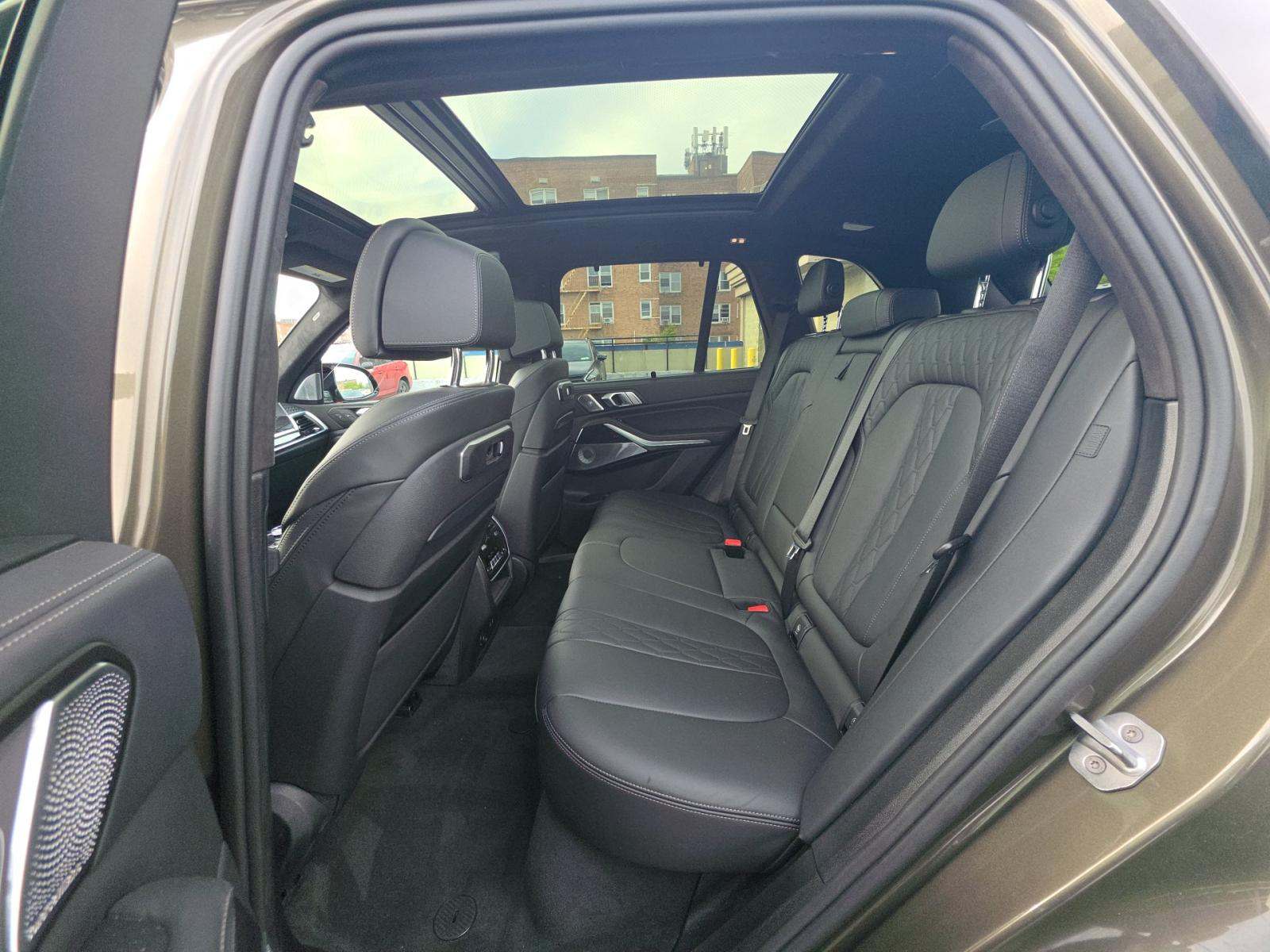 2024 BMW X5 M60i xDrive AWD
