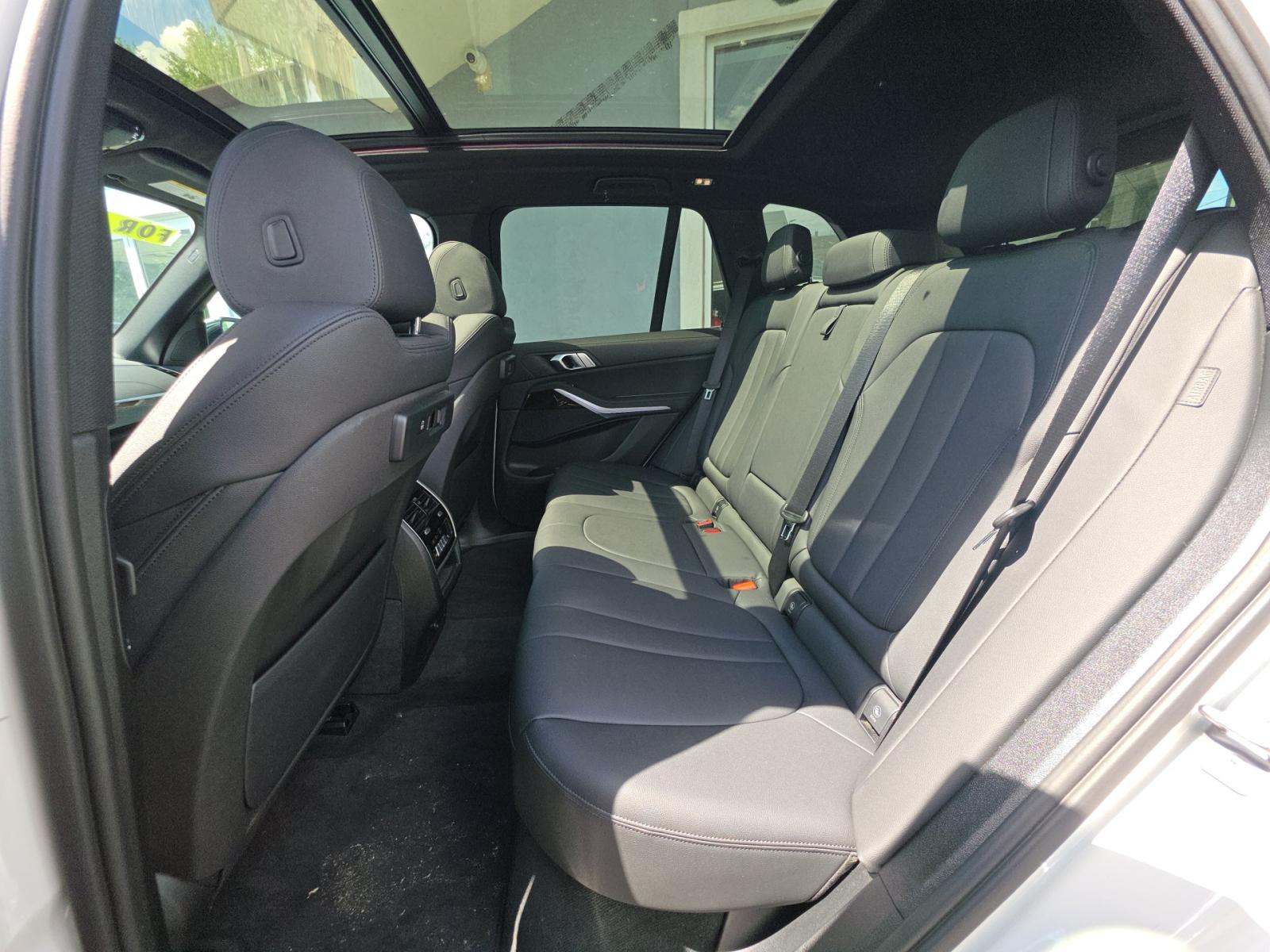 2020 BMW X5 sDrive40i RWD