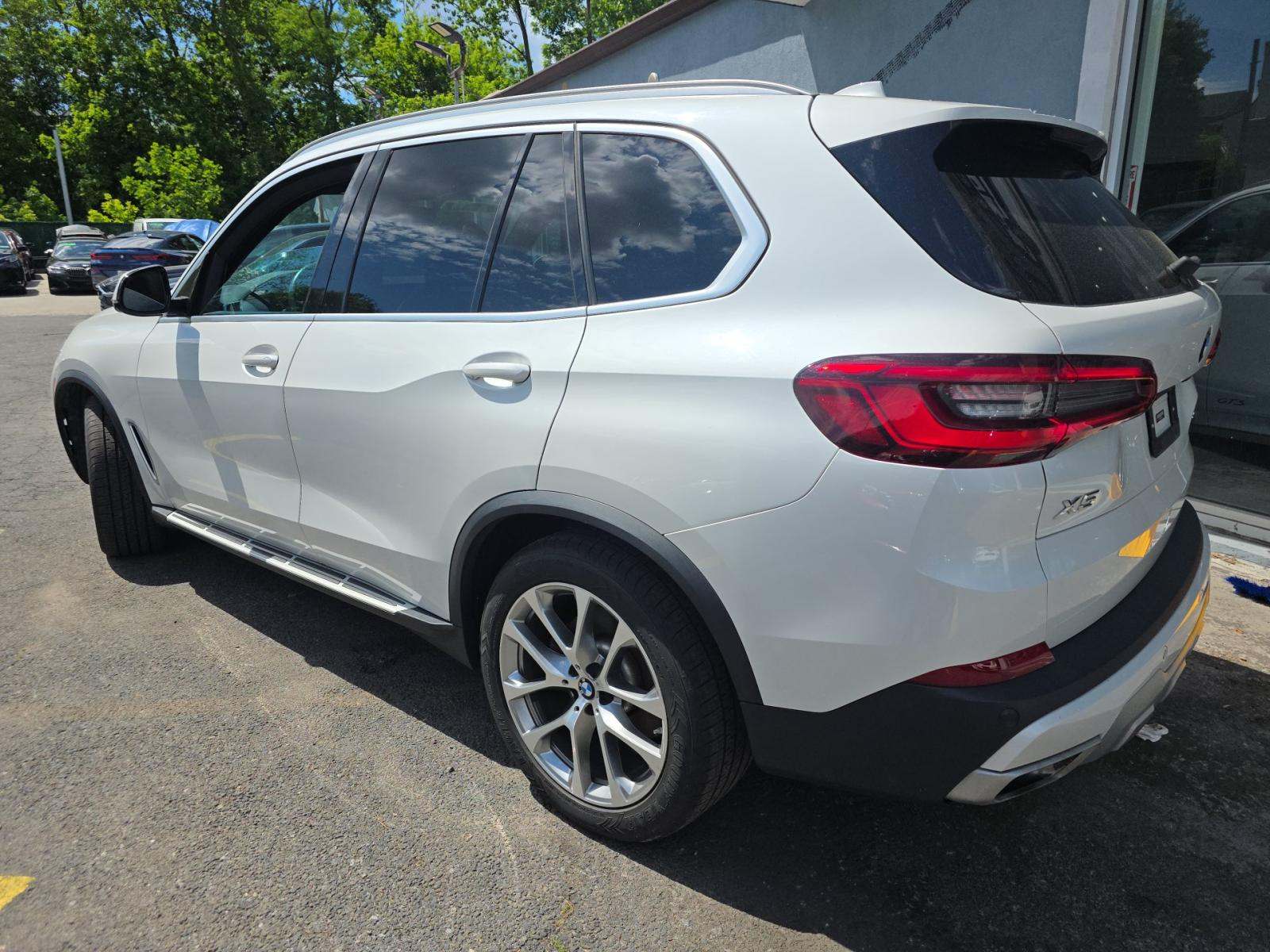 2020 BMW X5 sDrive40i RWD