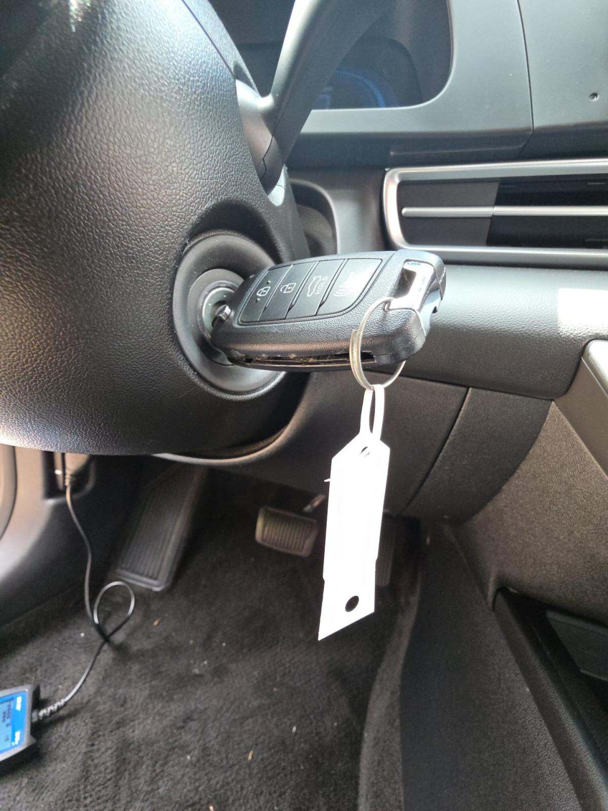 2024 Hyundai Elantra SE FWD