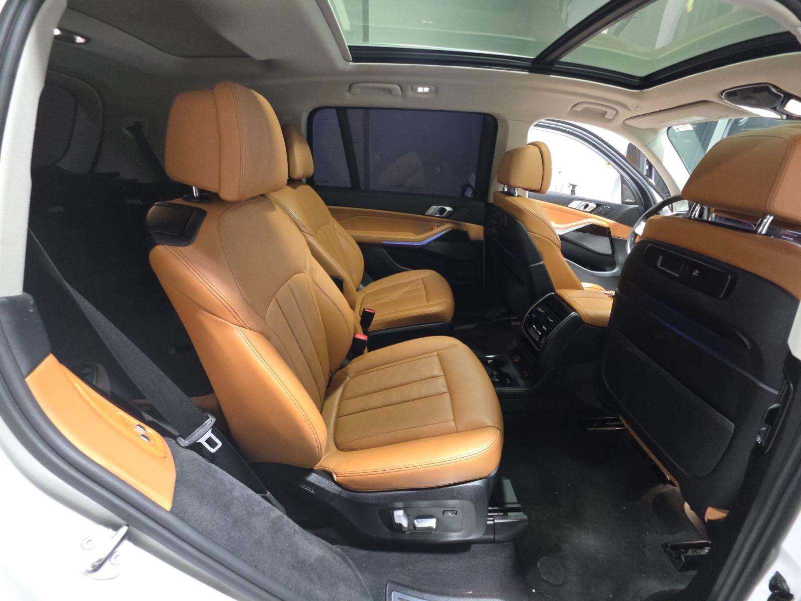 2020 BMW X7 xDrive40i AWD