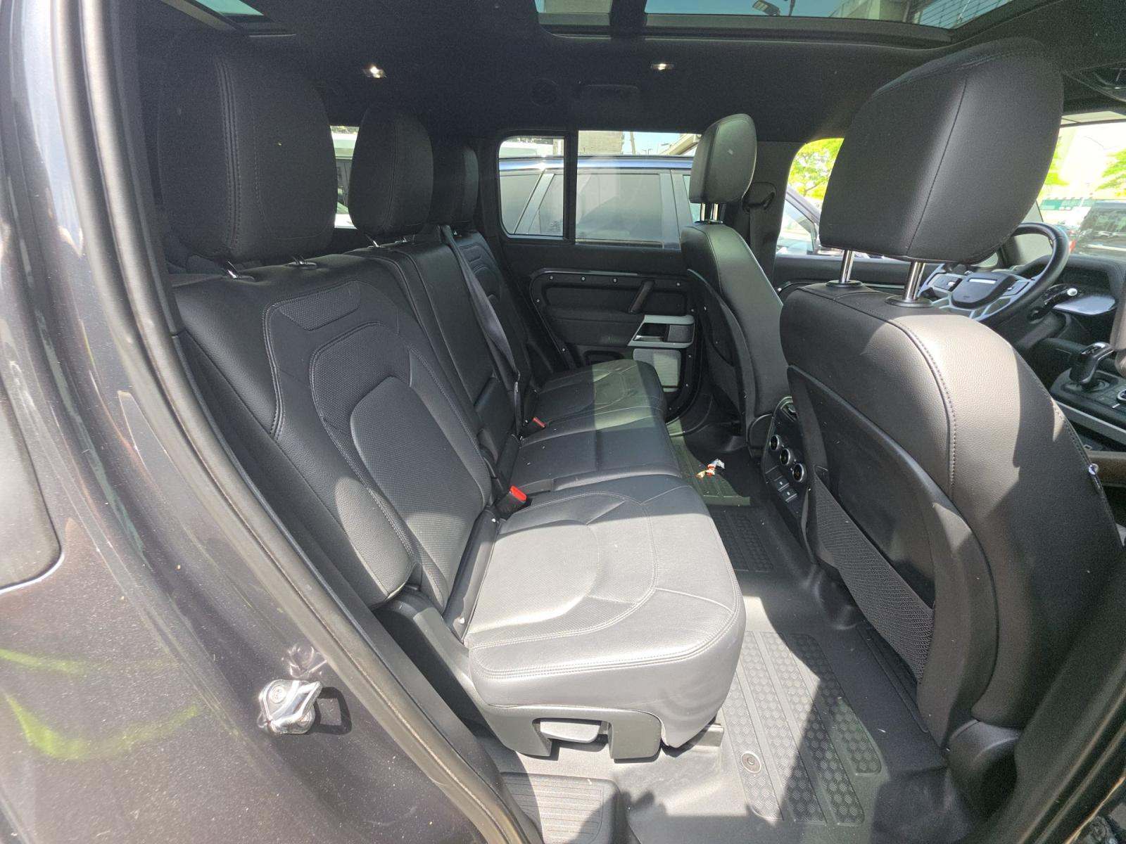 2023 Land Rover Defender 130 SE AWD