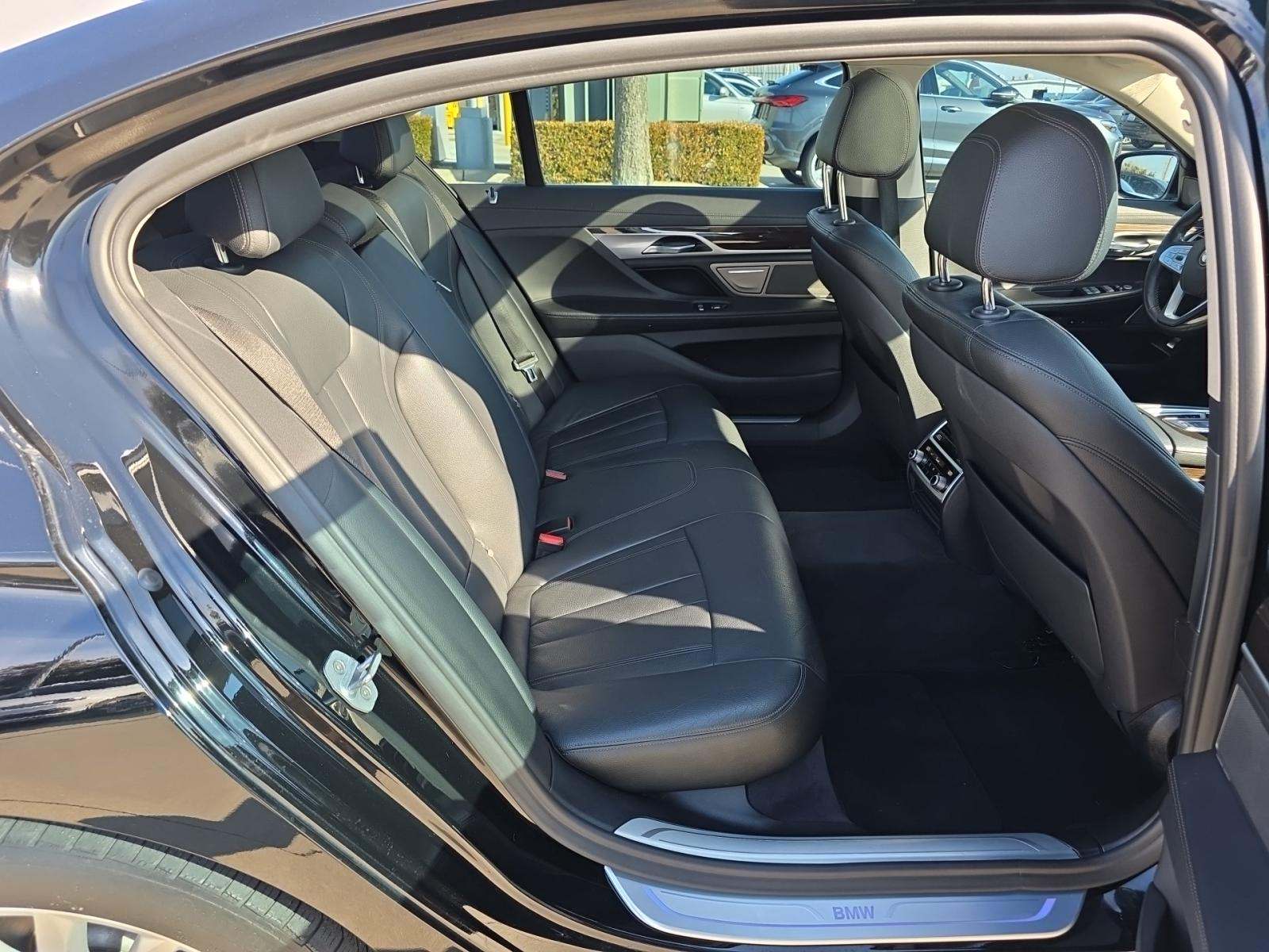 2019 BMW 7 Series 740i RWD