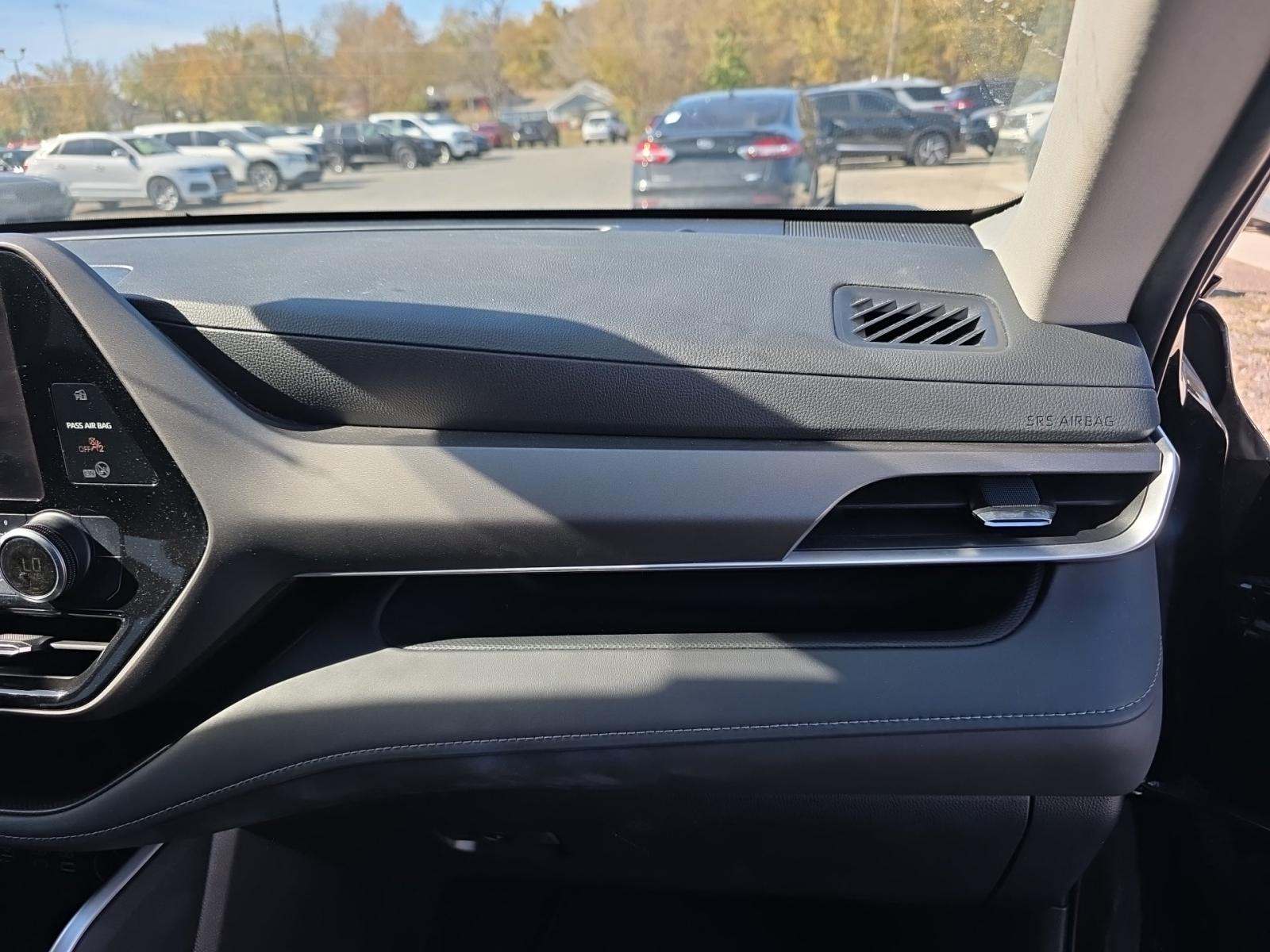 2024 Toyota Highlander LE AWD