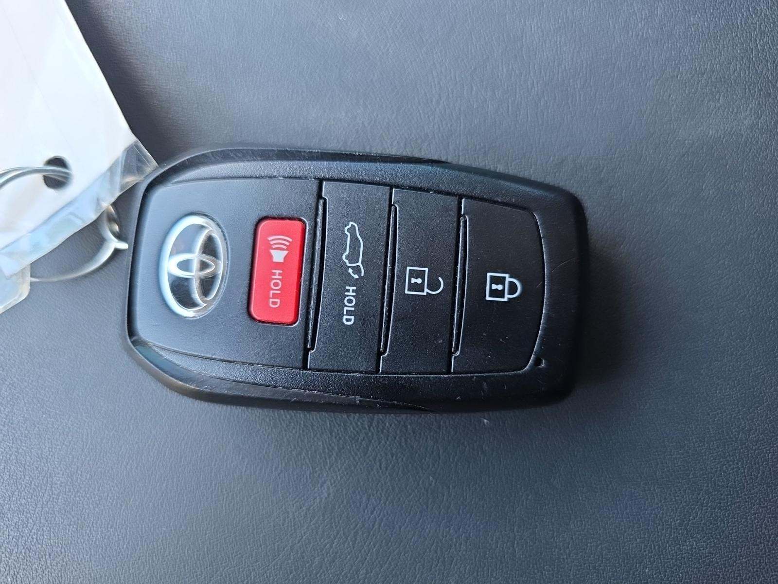 2024 Toyota Highlander LE AWD