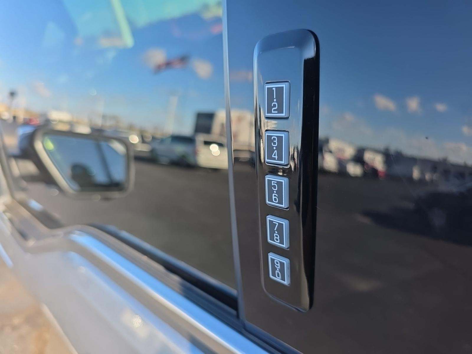 2023 Ford F-150 Hybrid Lariat AWD