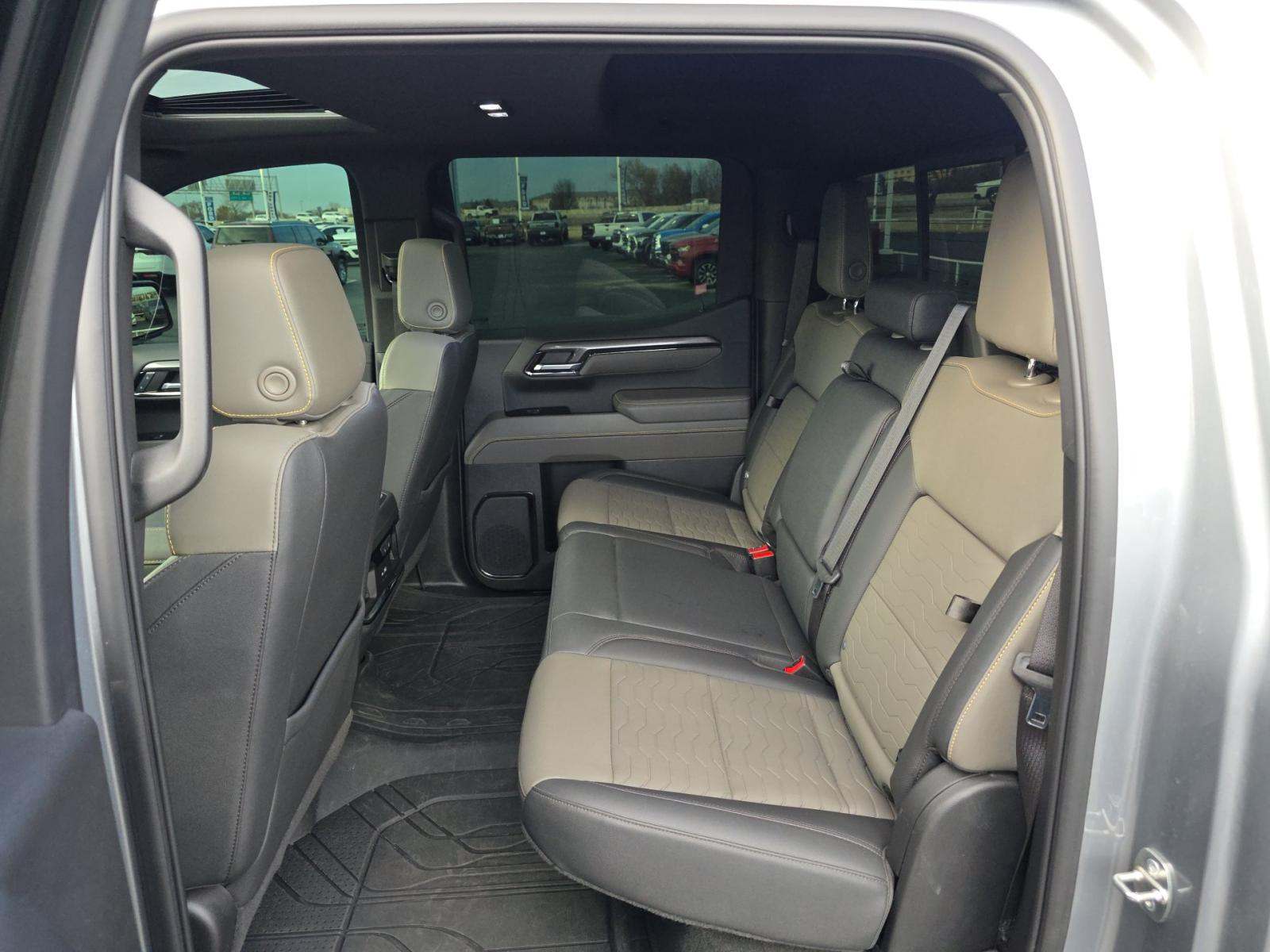 2023 Chevrolet Silverado 1500 ZR2 AWD