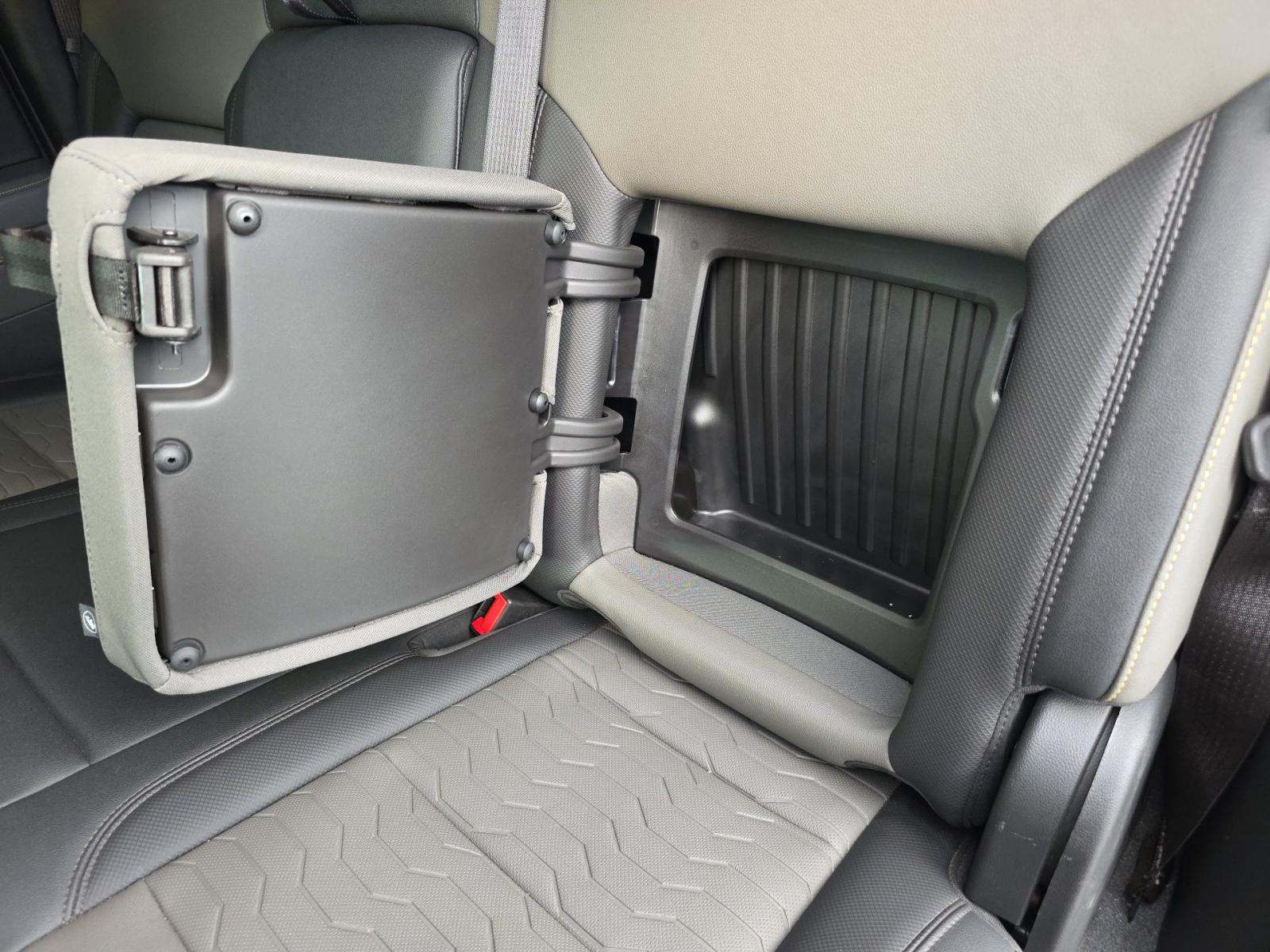 2023 Chevrolet Silverado 1500 ZR2 AWD