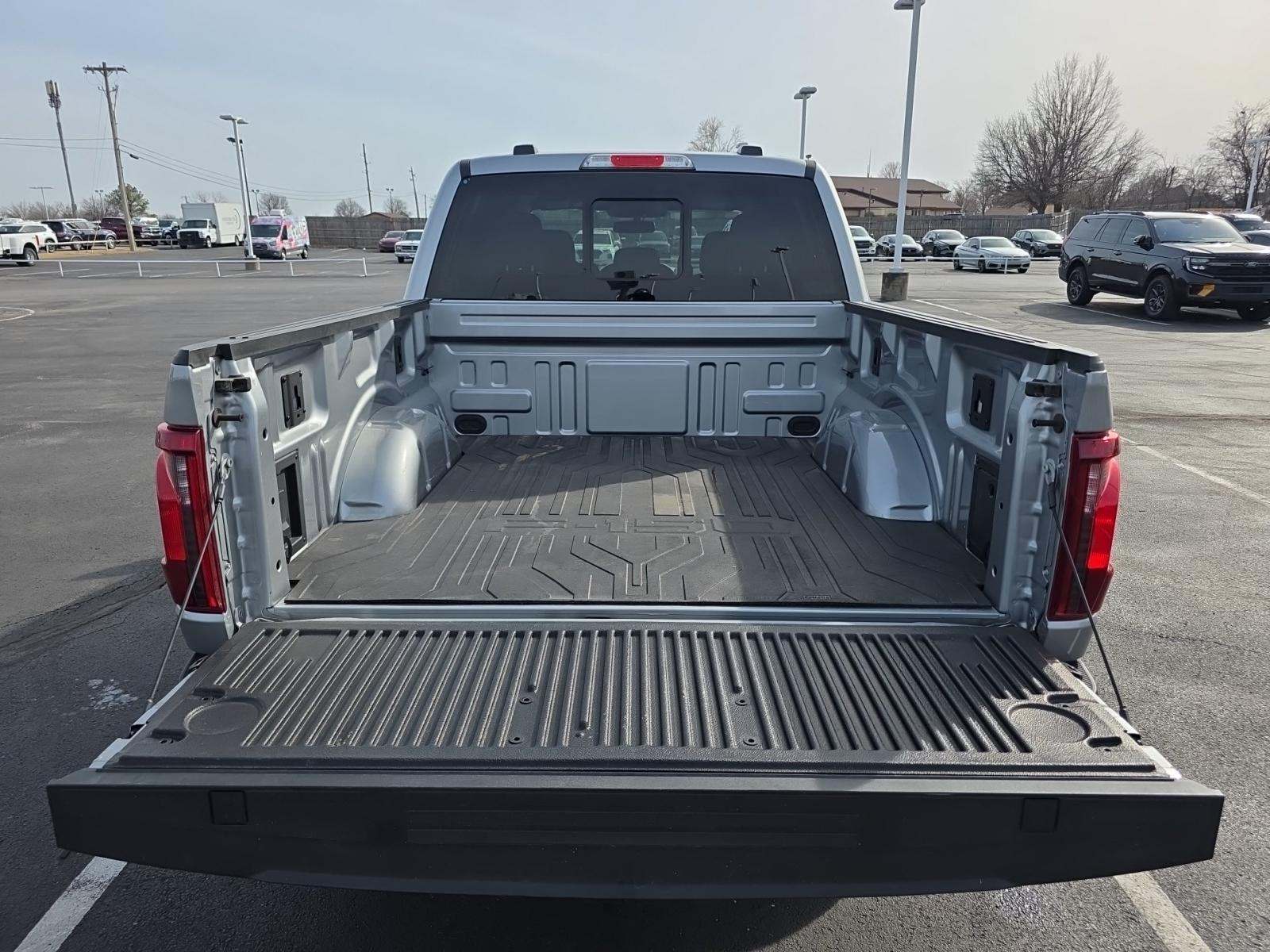 2024 Ford F-150 XLT AWD