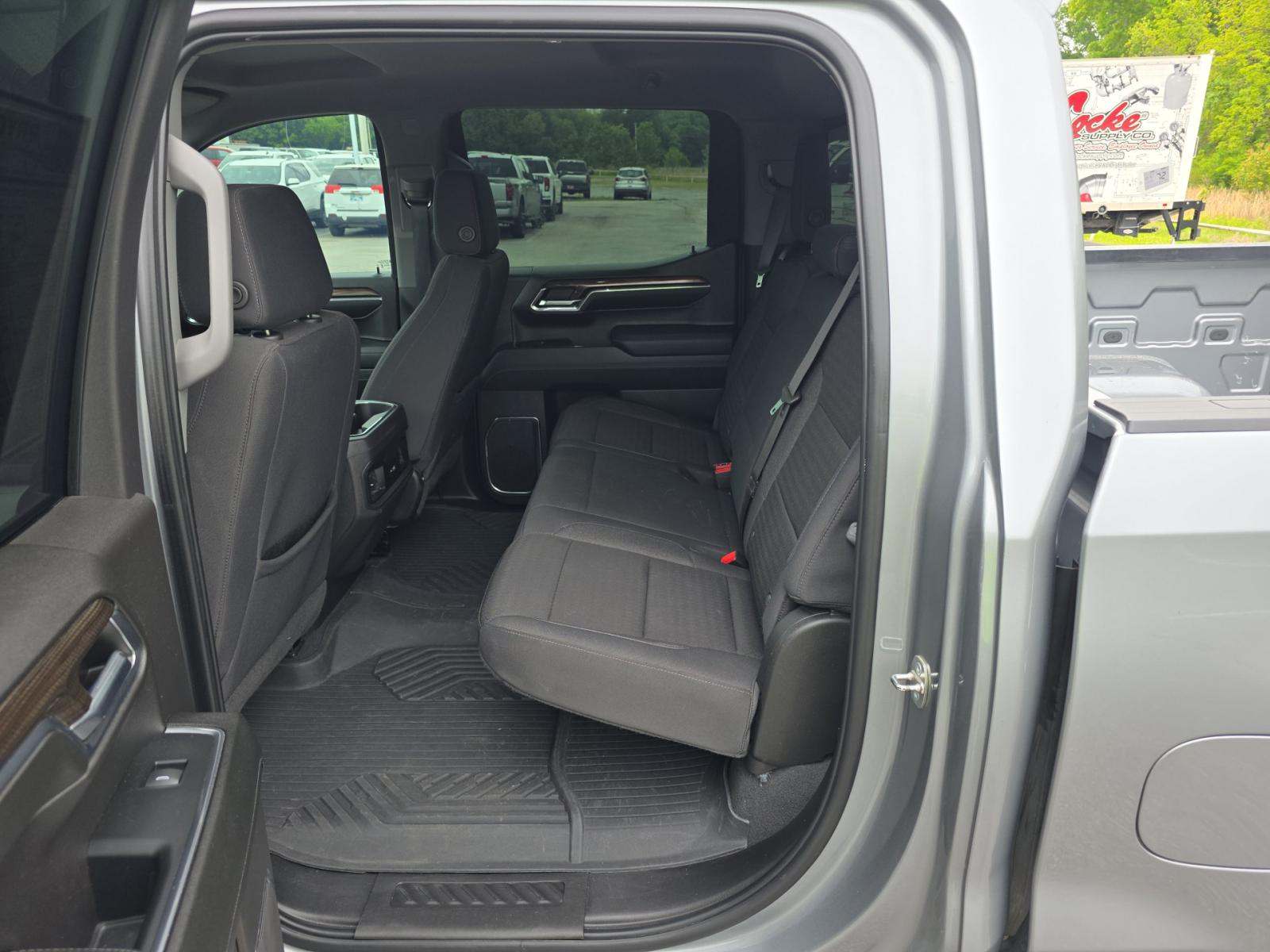 CHEVROLET SILVERADO - 9