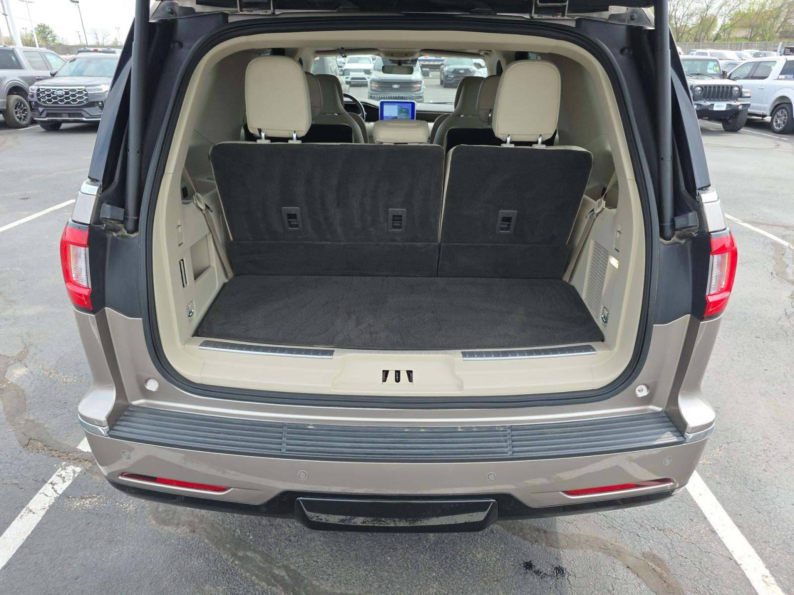 2020 Lincoln Navigator Reserve AWD