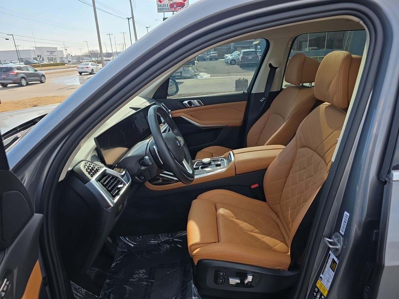 2023 BMW X7 xDrive40i AWD