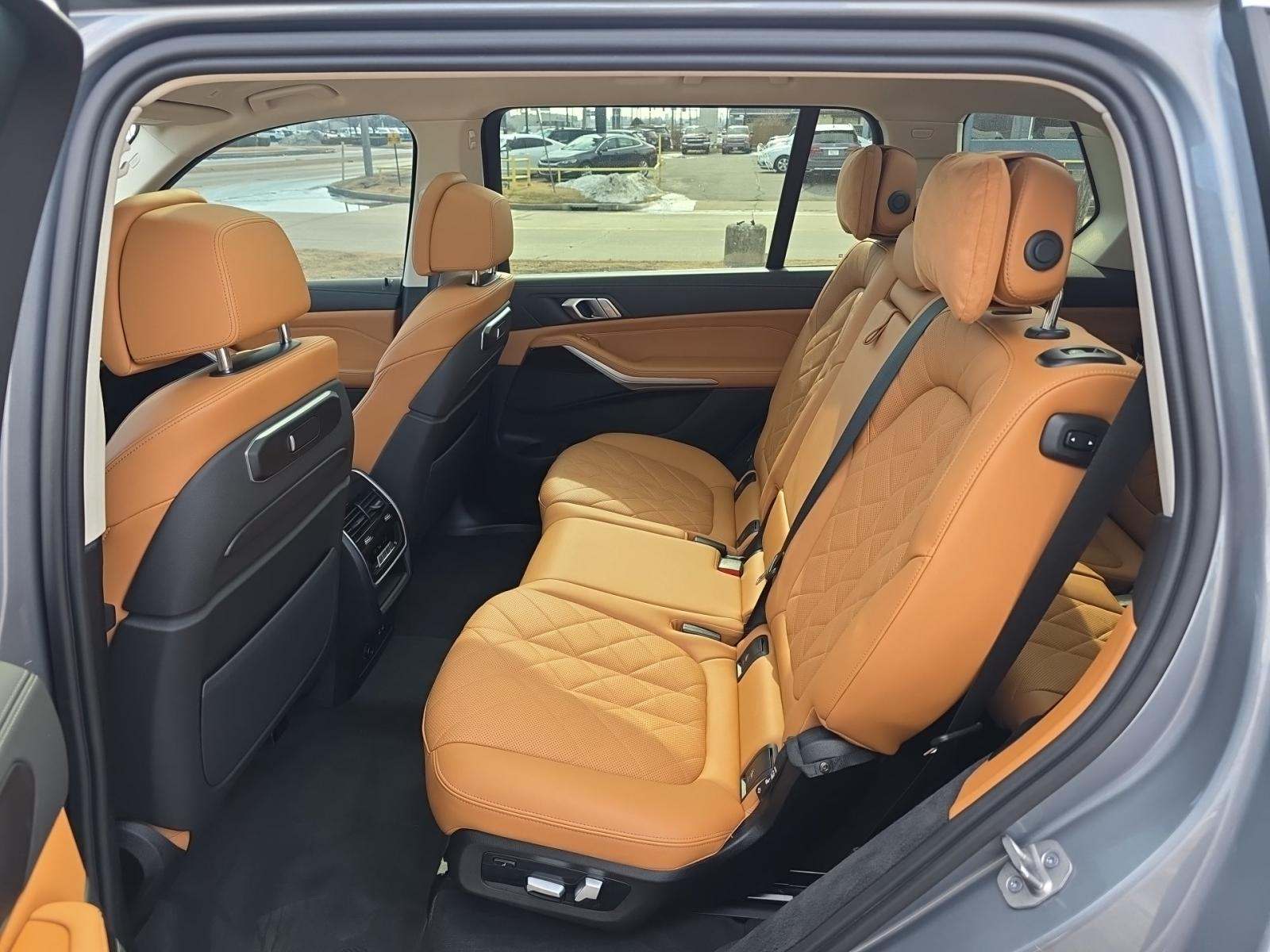 2023 BMW X7 xDrive40i AWD