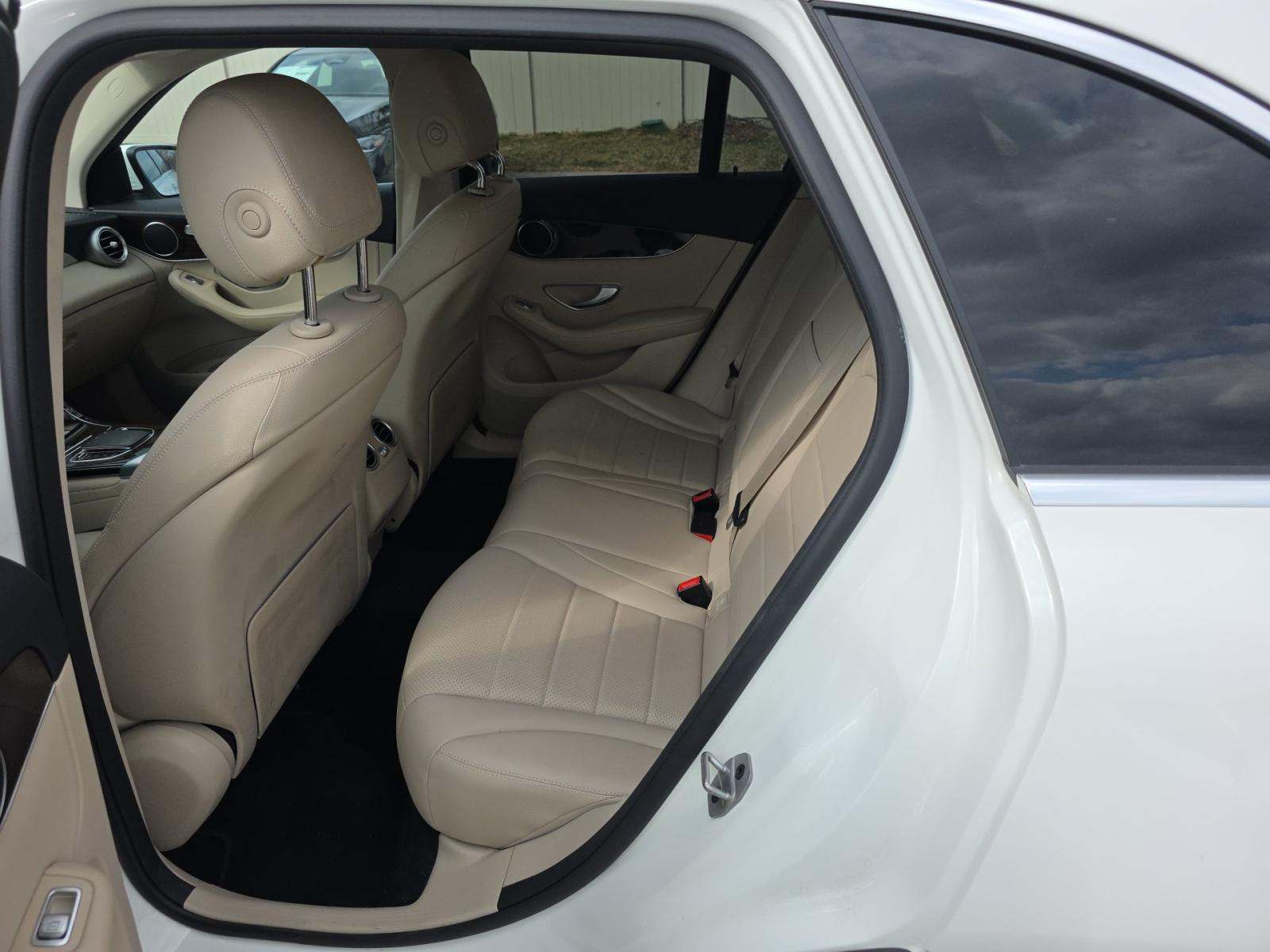 2022 Mercedes-Benz GLC GLC 300 AWD