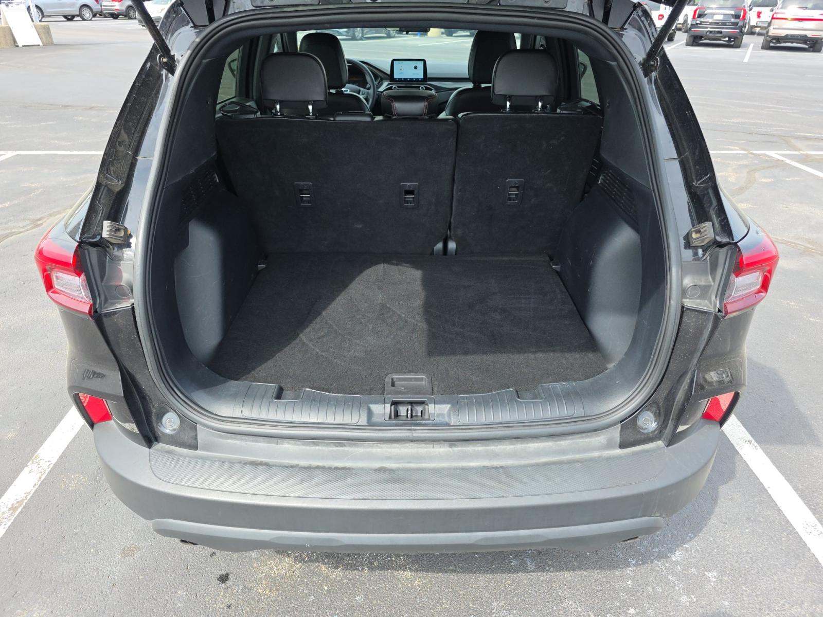 2025 Ford Escape ST-Line AWD