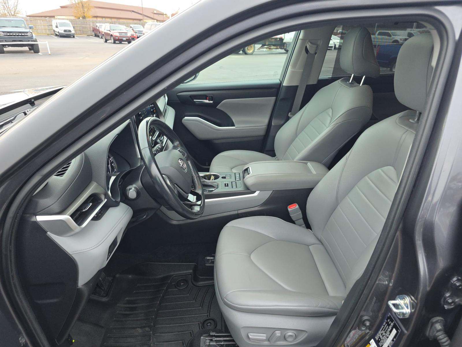 2021 Toyota Highlander XLE AWD