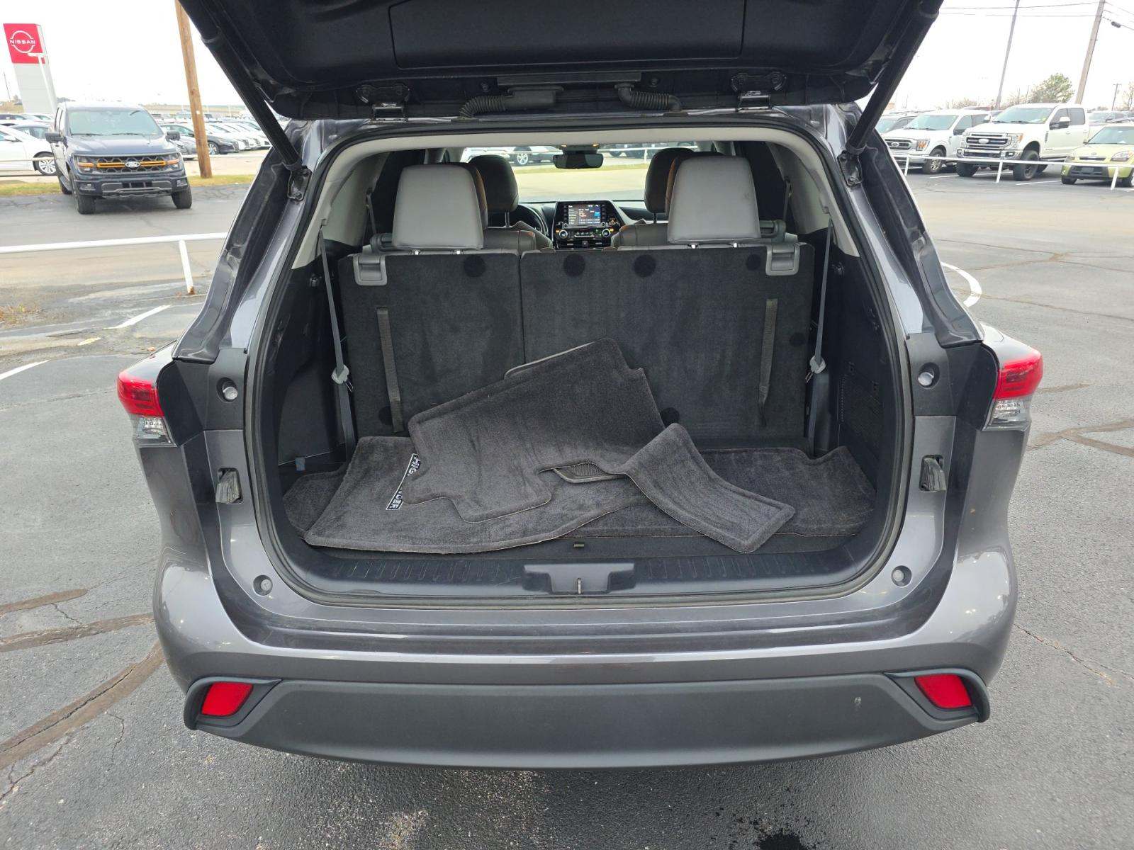 2021 Toyota Highlander XLE AWD