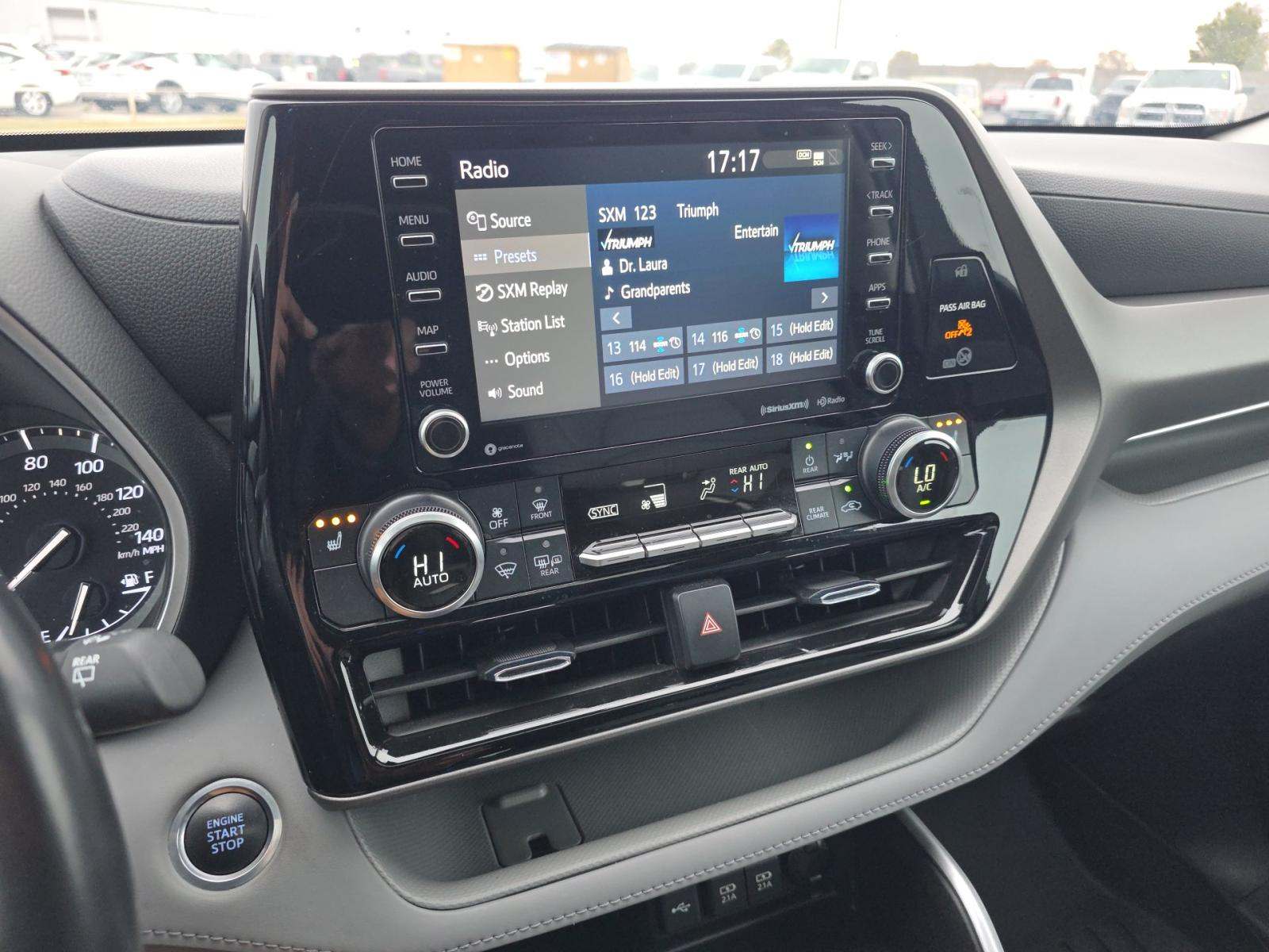 2021 Toyota Highlander XLE AWD