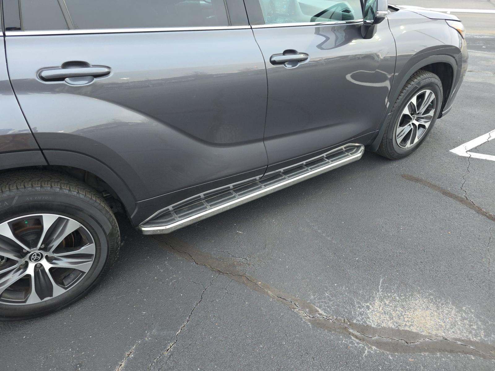 2021 Toyota Highlander XLE AWD