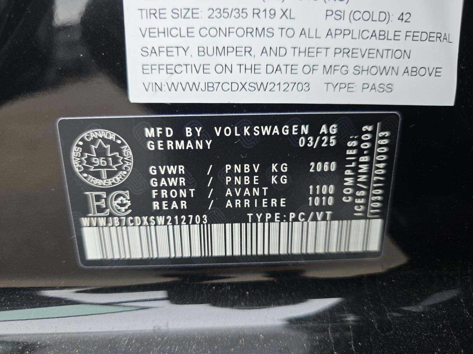 2025 Volkswagen Golf Base AWD