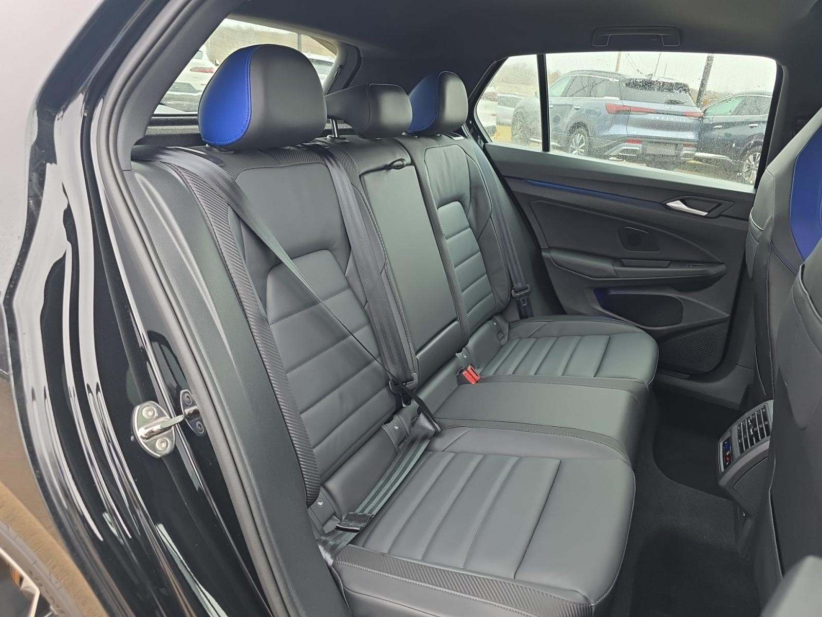 2025 Volkswagen Golf Base AWD