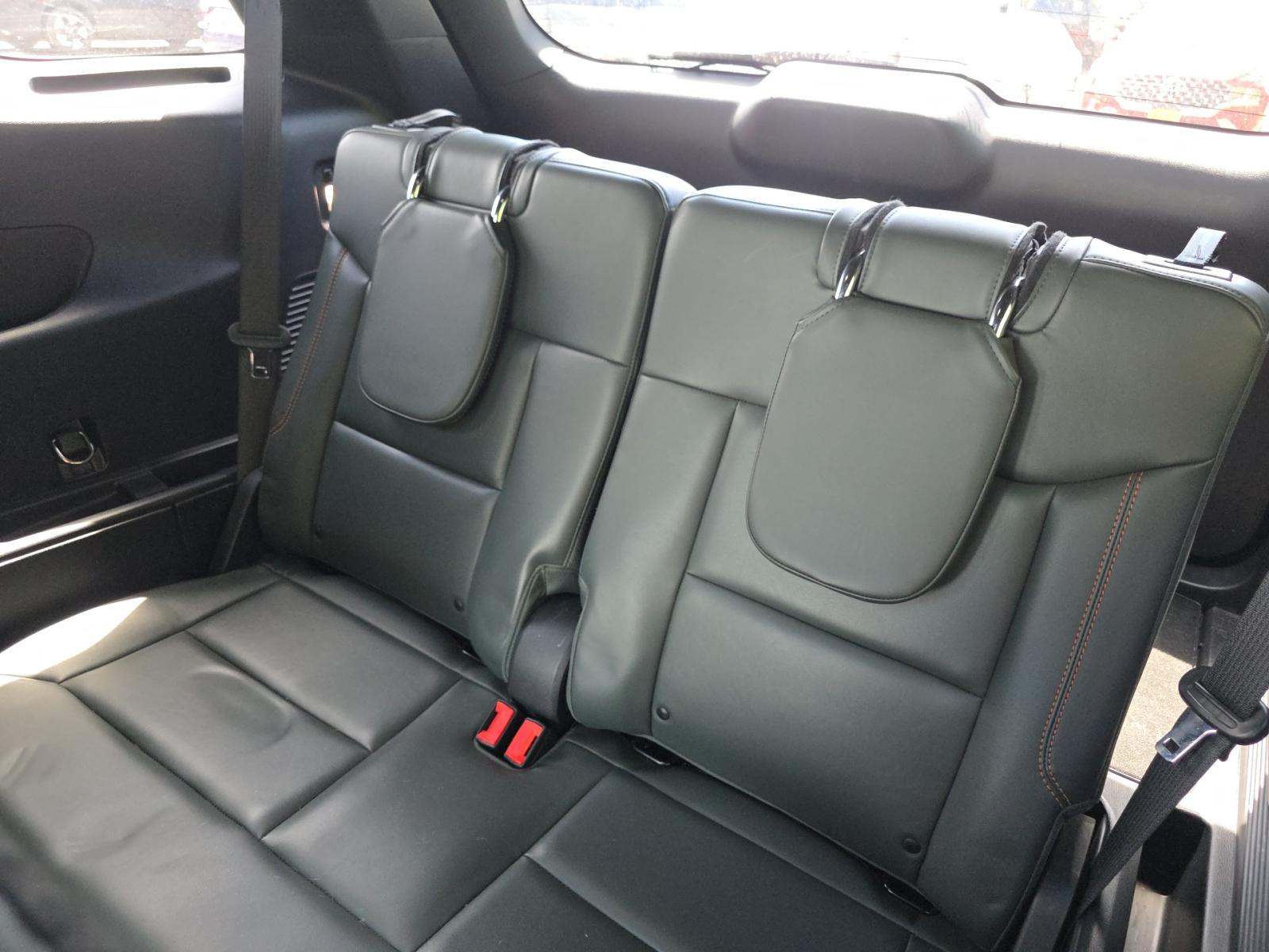 FORD EXPLORER - 10