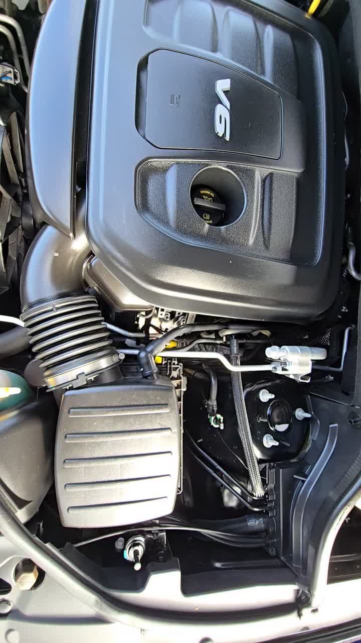 2018 Jeep Grand Cherokee Laredo Altitude Edition RWD