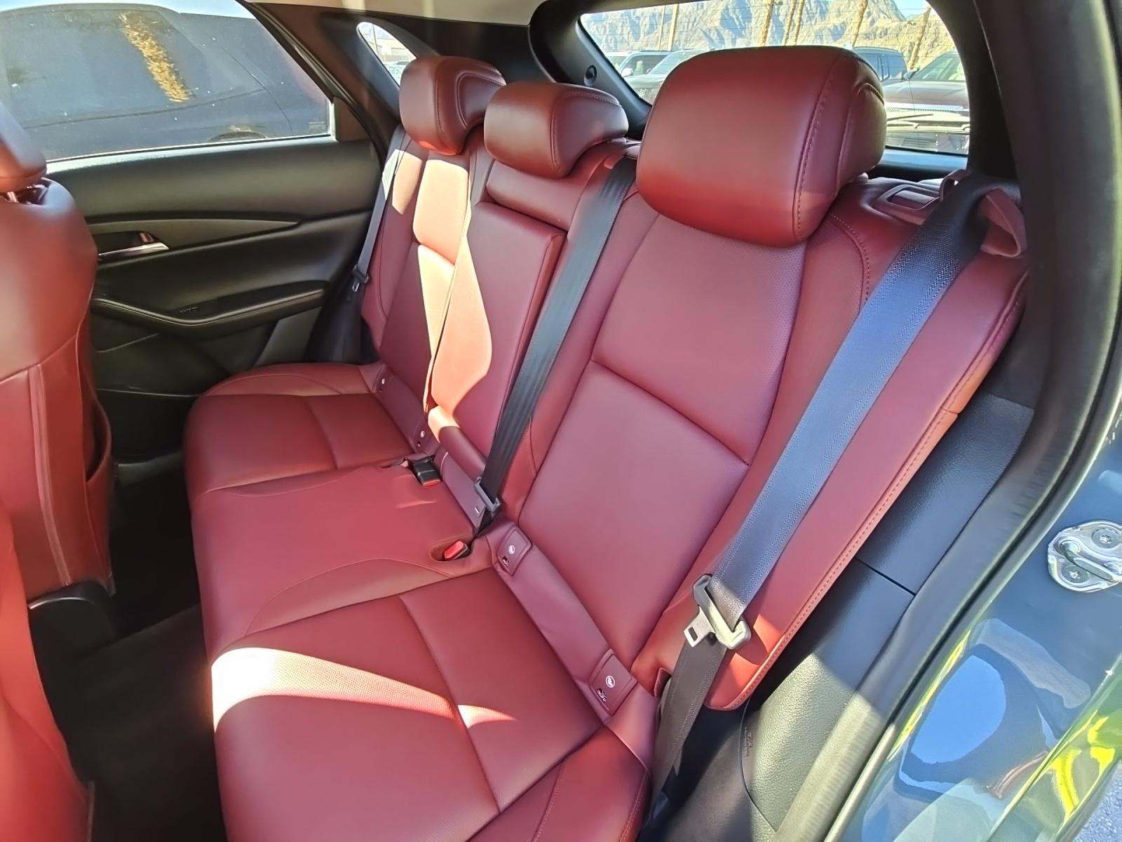 2023 MAZDA CX-30 2.5 S Carbon Edition AWD