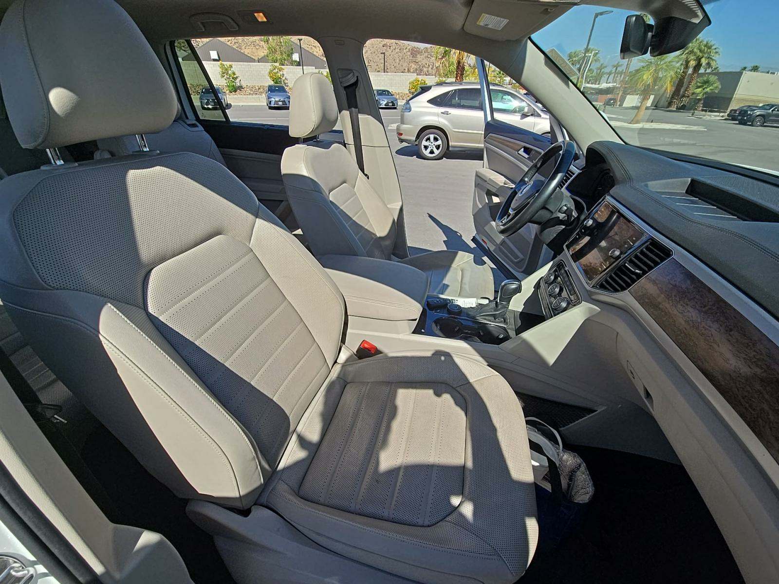 2019 Volkswagen Atlas 3.6L SEL Premium AWD