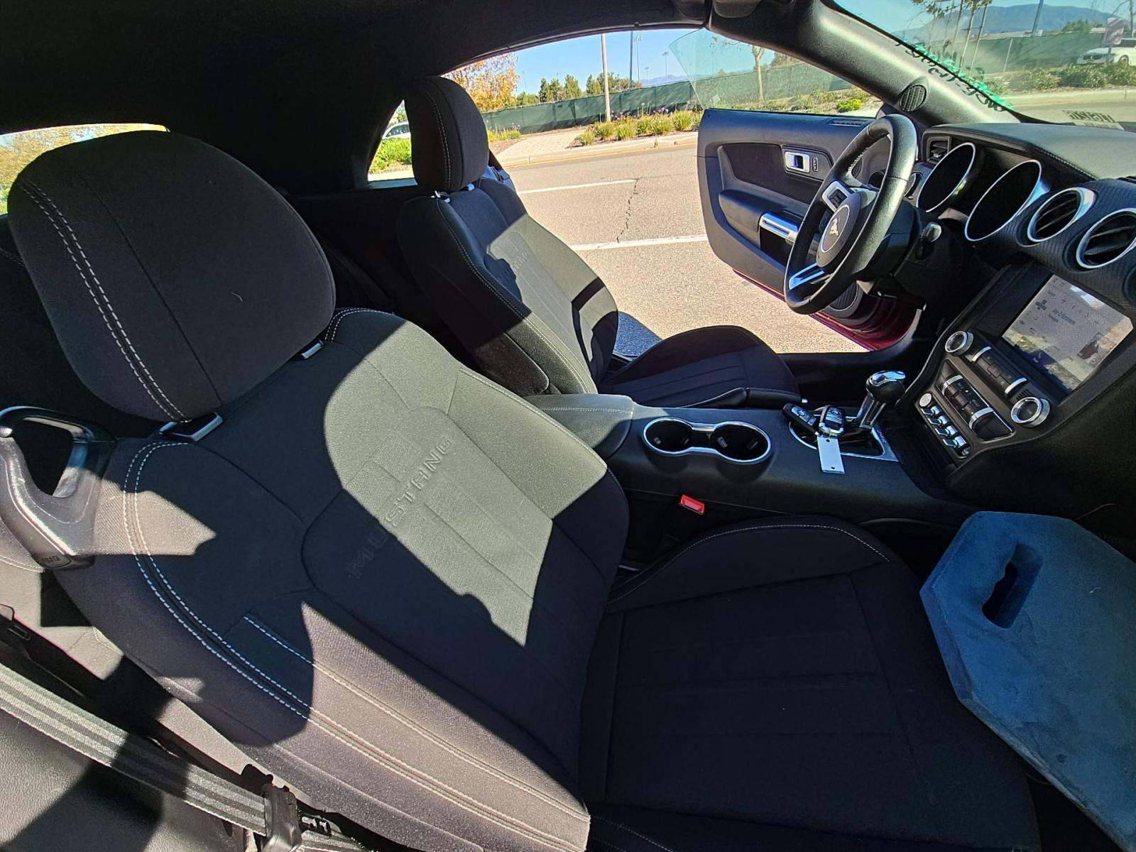 2022 Ford Mustang EcoBoost RWD