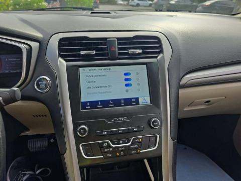 2020 Ford Fusion Hybrid SE FWD