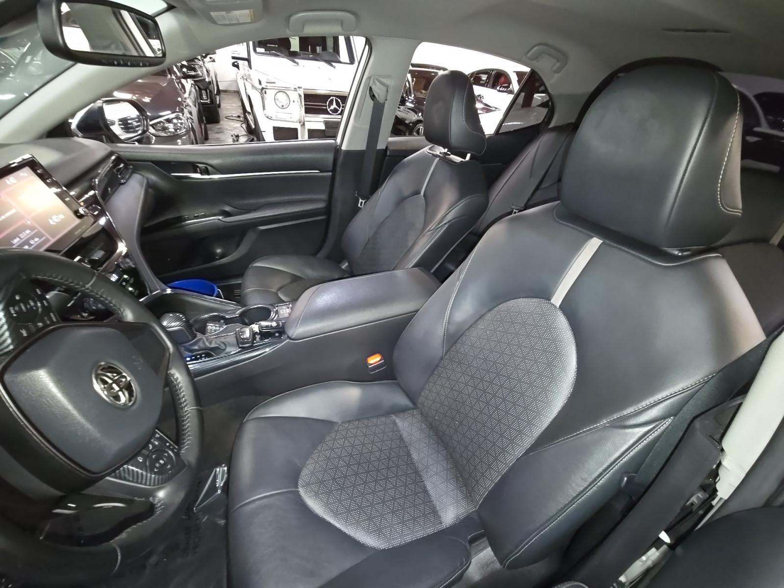 2022 Toyota Camry XSE FWD