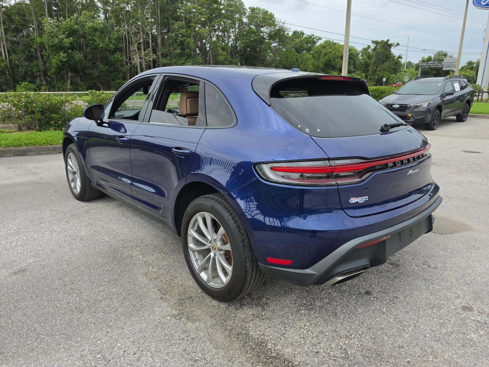 2024 Porsche Macan Base AWD