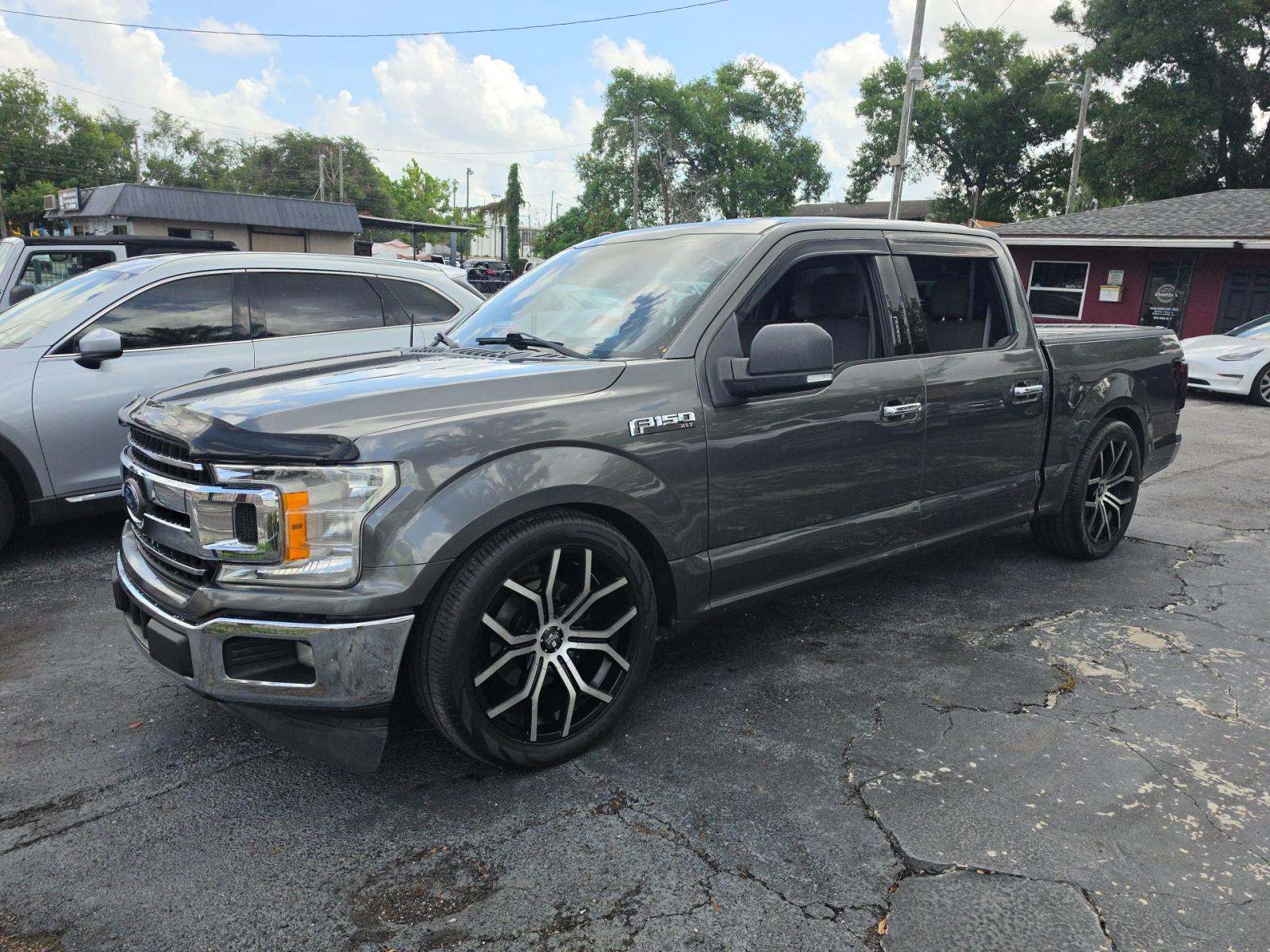 2018 Ford F-150 XLT RWD