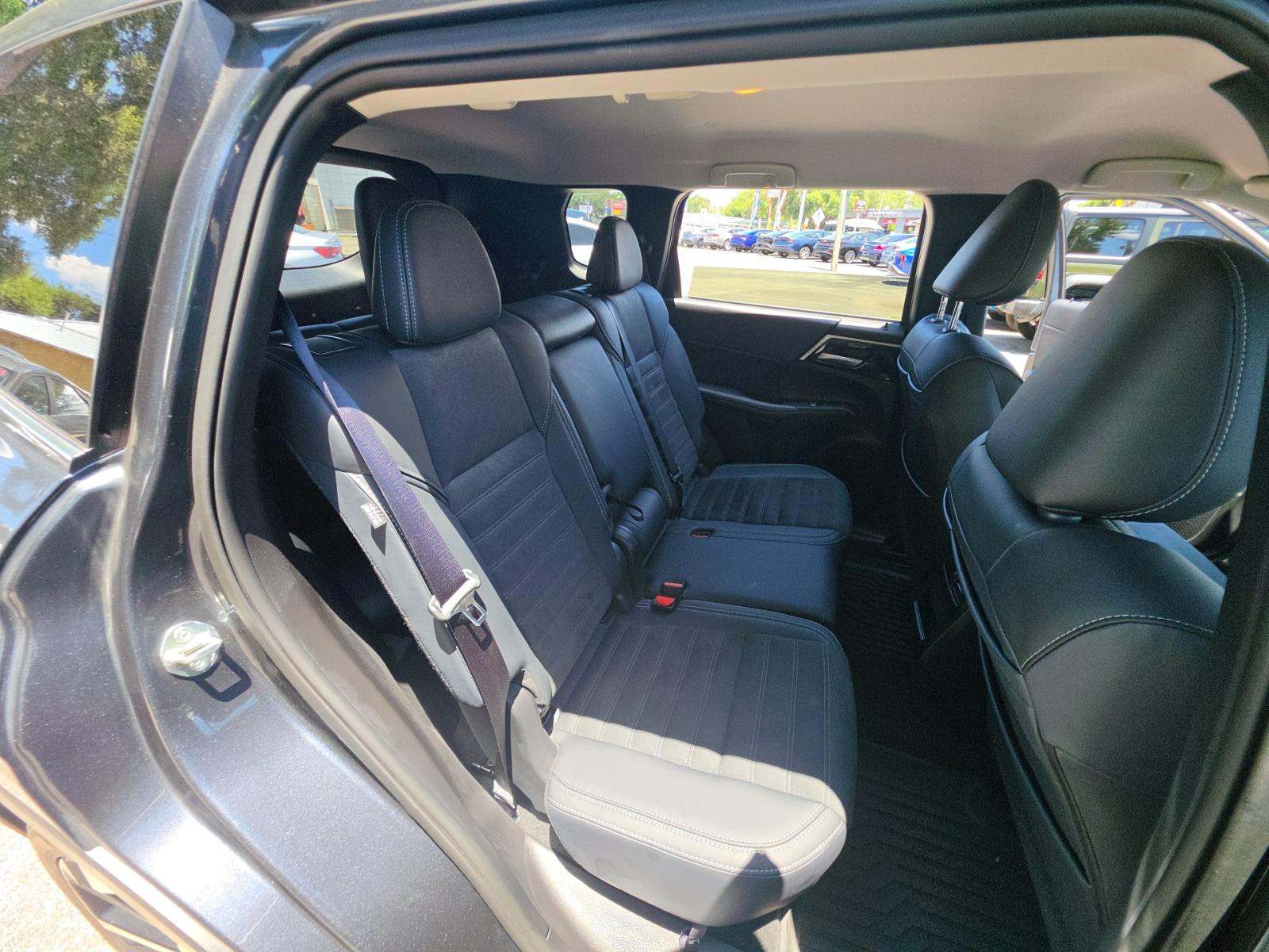 2024 Mitsubishi Outlander SE FWD