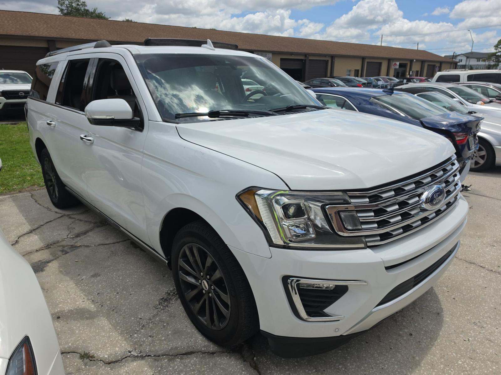 FORD EXPEDITION MAX - 4