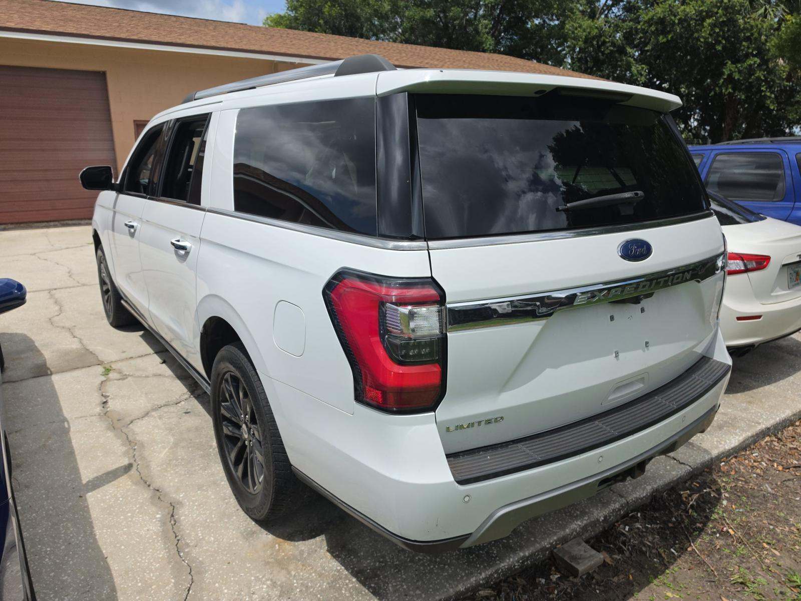 FORD EXPEDITION MAX - 2