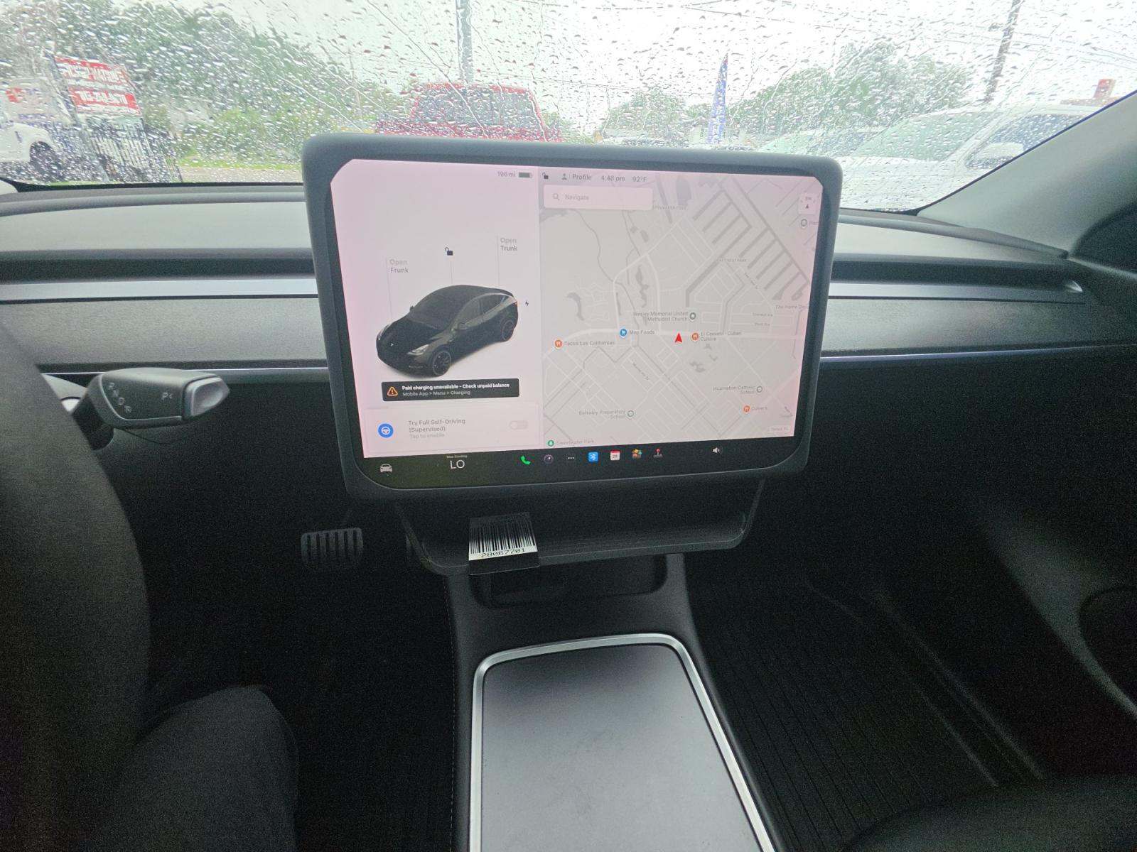 TESLA MODEL Y - 10